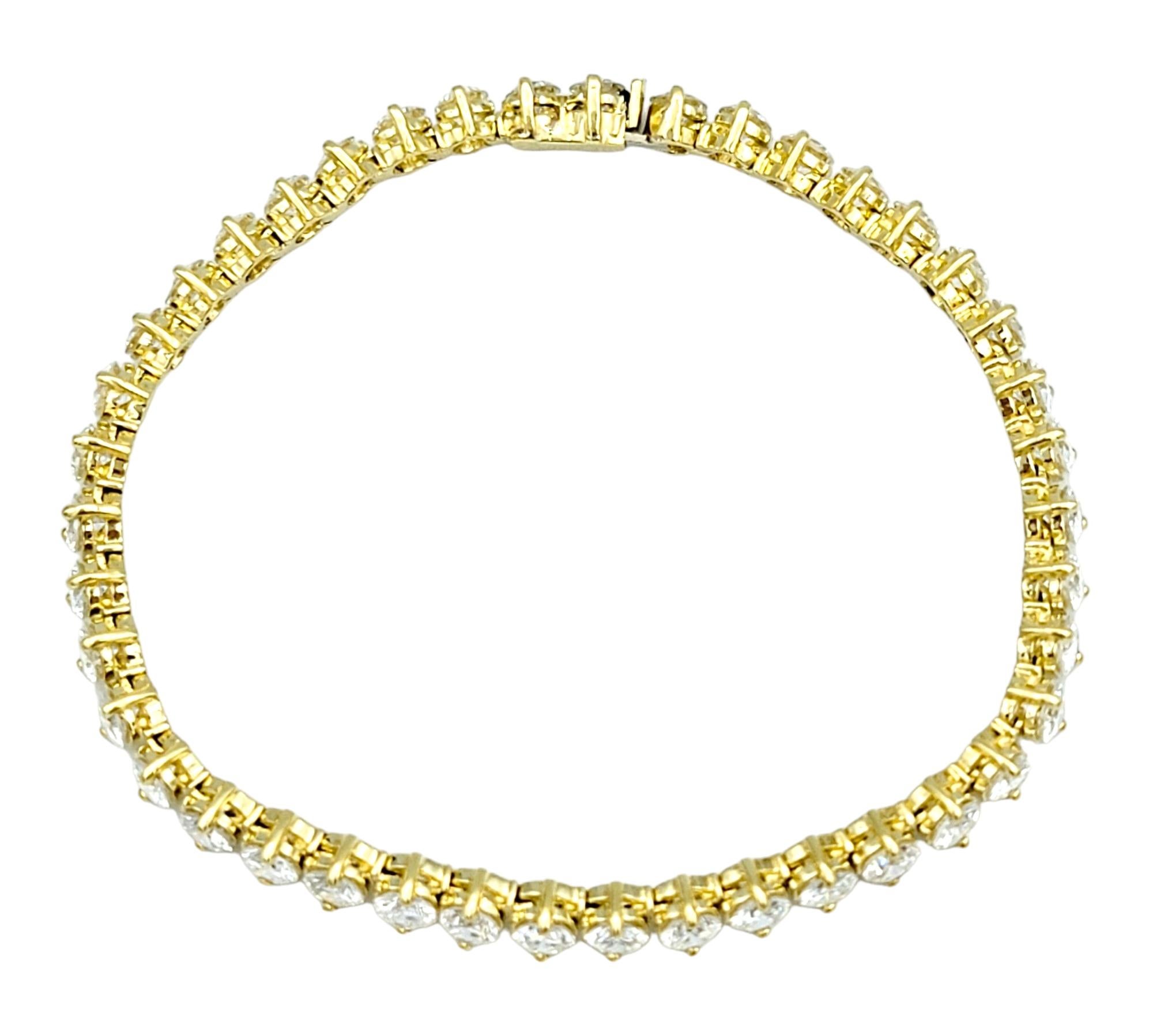 Round Cut 7.66 Carat Total Round Diamond Tennis Bracelet Set in 18 Karat Yellow Gold For Sale