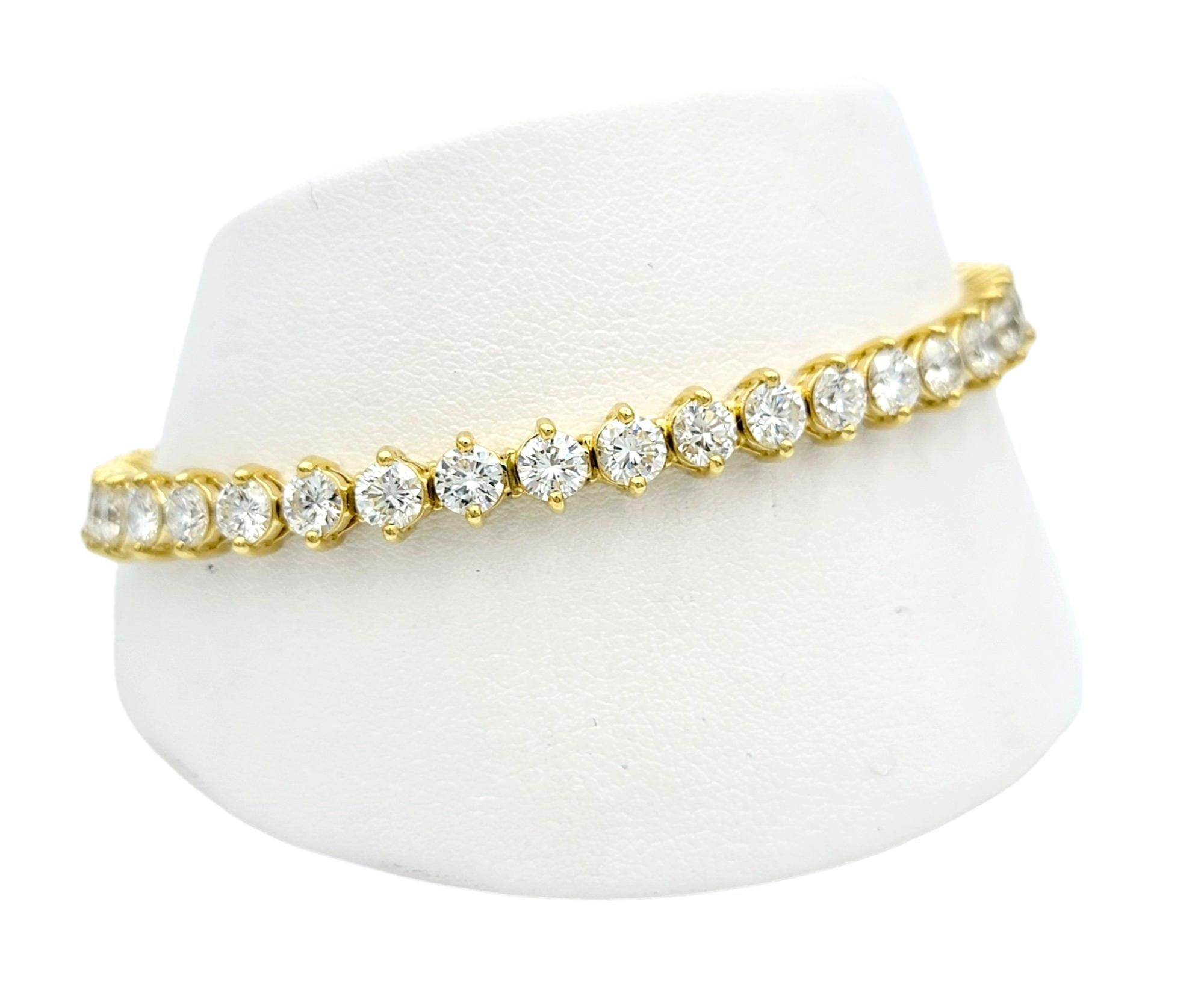 7.66 Carat Total Round Diamond Tennis Bracelet Set in 18 Karat Yellow Gold For Sale 3