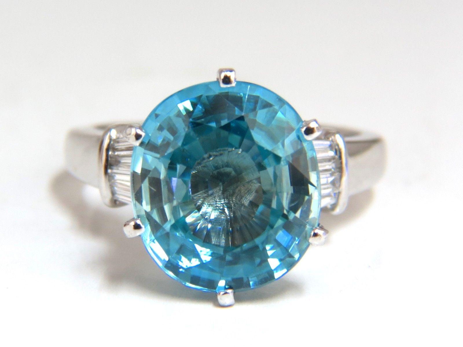 Oval Cut 7.66 Carat Natural Indigo Blue Zircon Diamonds Ring 14 Karat