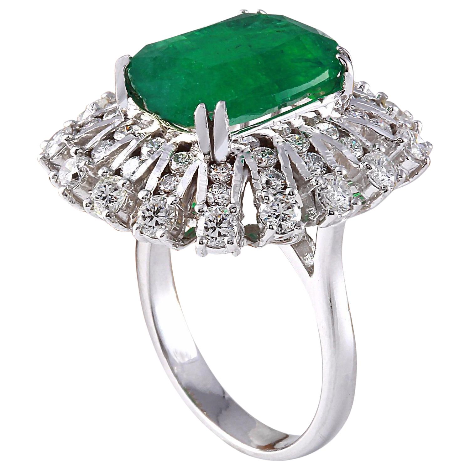 Oval Cut Exquisite Natural Emerald Diamond Ring In 14 Karat Solid White Gold For Sale