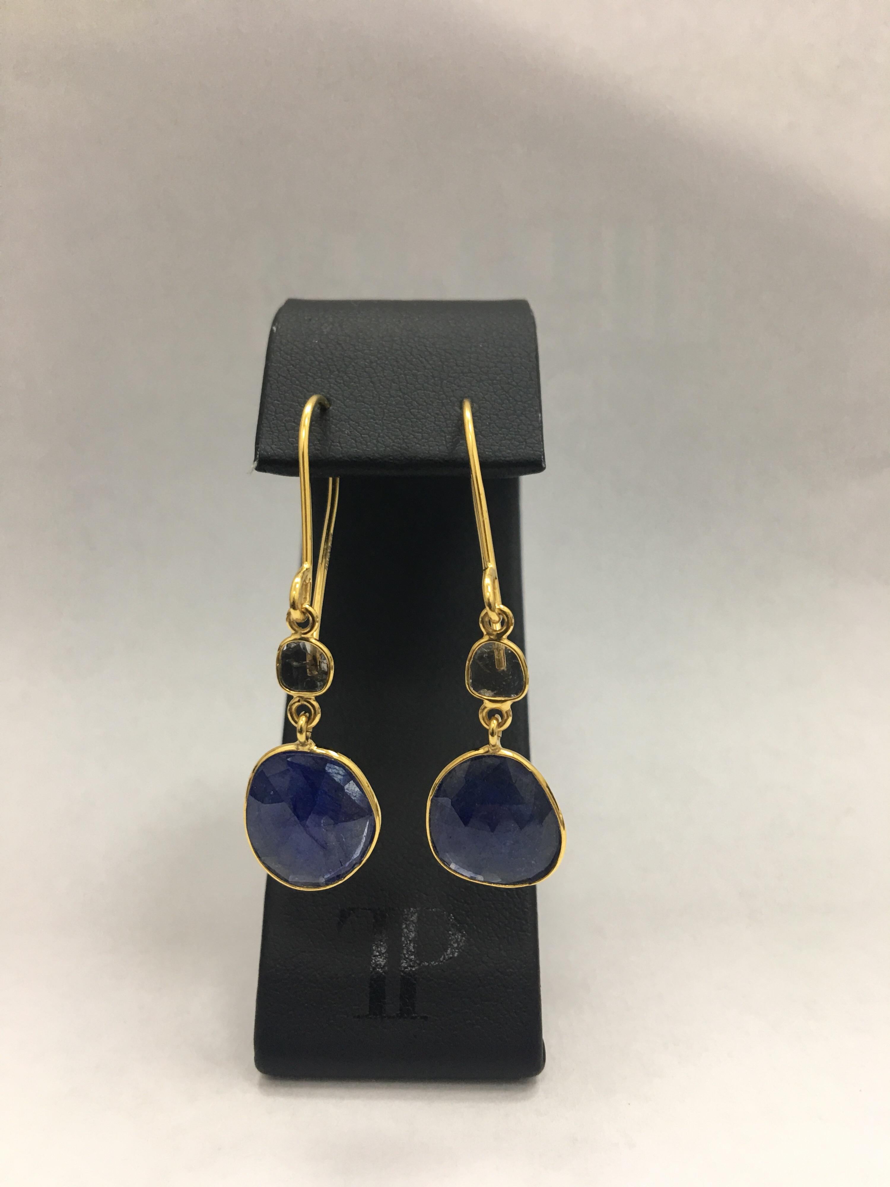 7.68 Carat Rose Cut Blue Sapphire Diamond 18 Karat Yellow Gold Artisan Earrings  In New Condition In London, GB