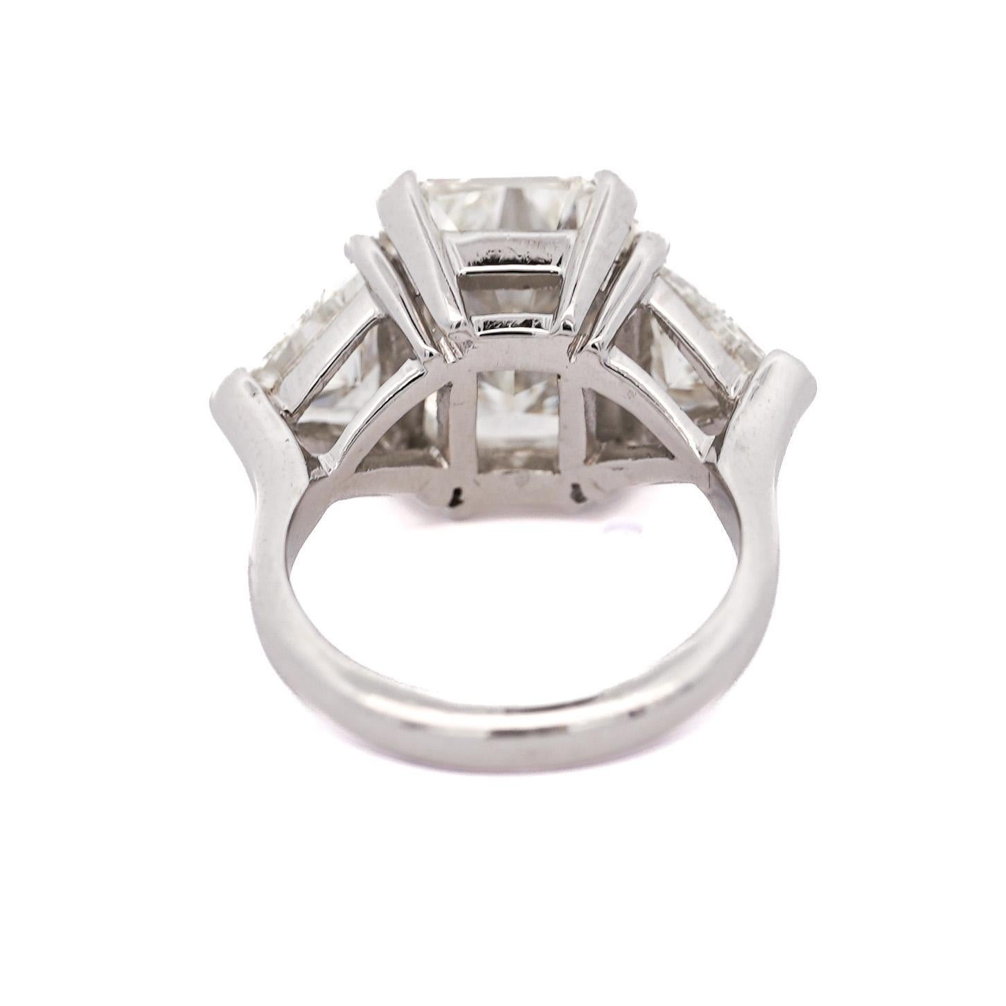 7.68 Carat TW Radiant Cut & Trillion Cut Three Stone Engagement Ring For Sale 5