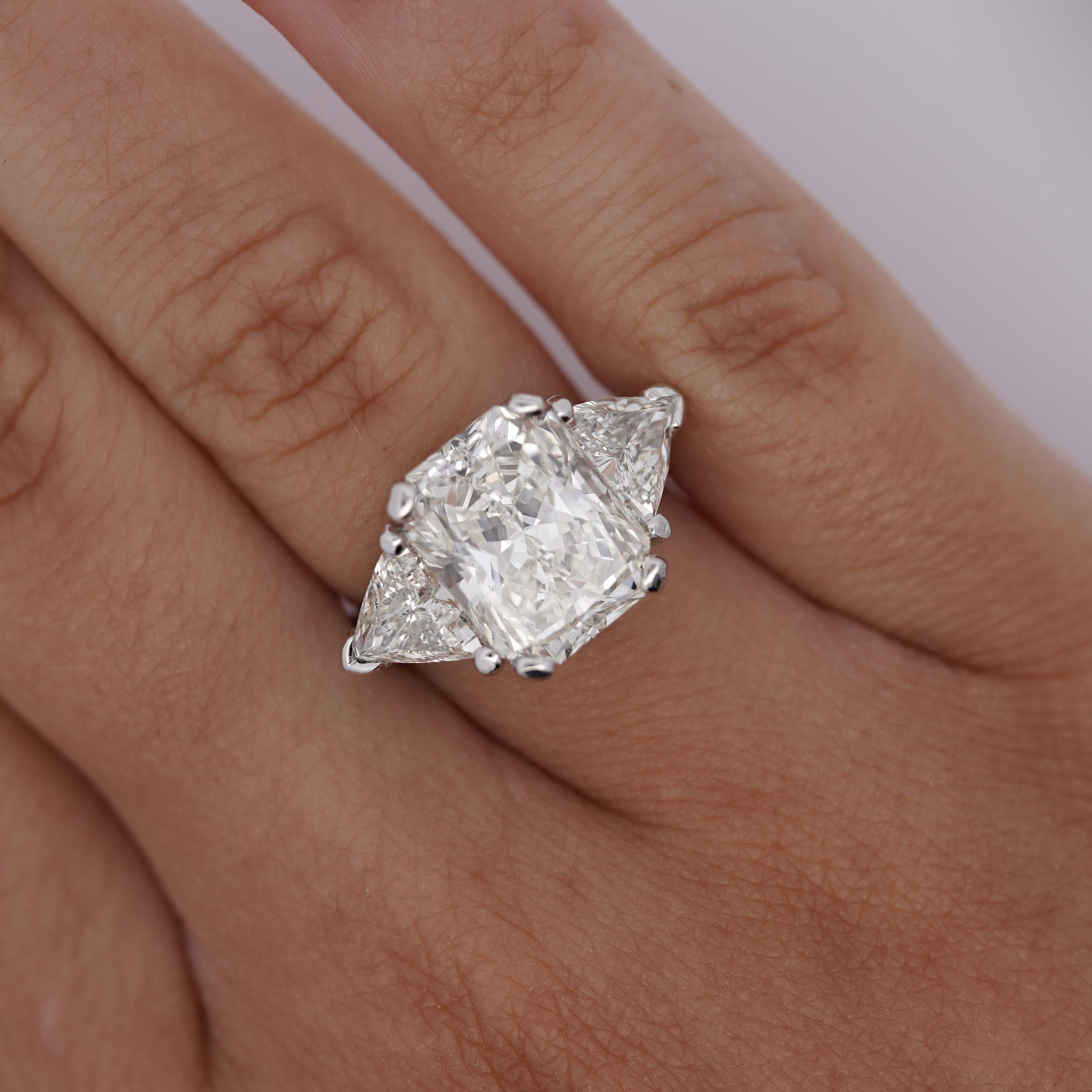 Modern 7.68 Carat TW Radiant Cut & Trillion Cut Three Stone Engagement Ring For Sale