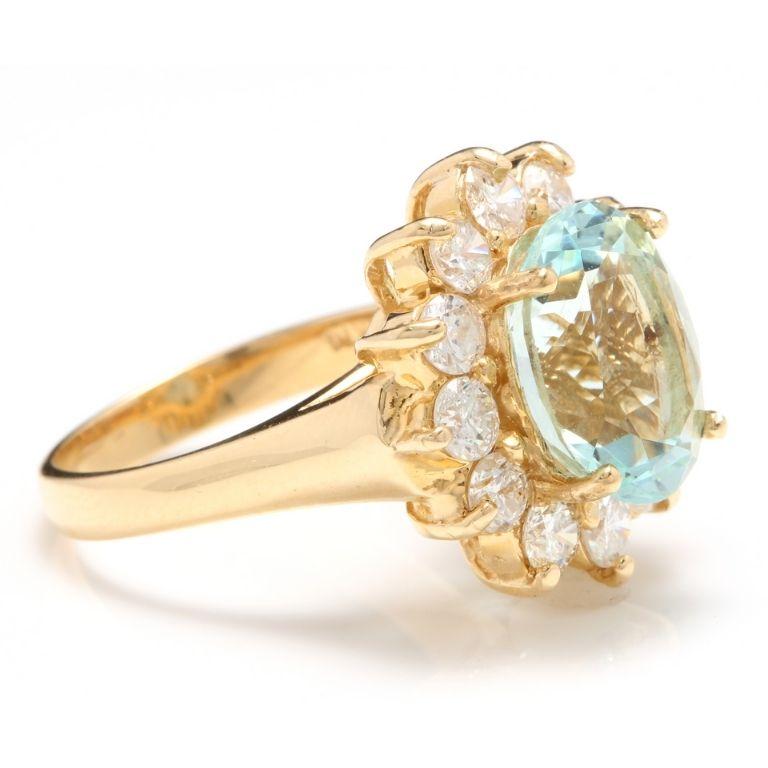 Rose Cut 7.68 Carat Exquisite Natural Aquamarine and Diamond 14K Solid Yellow Gold Ring For Sale