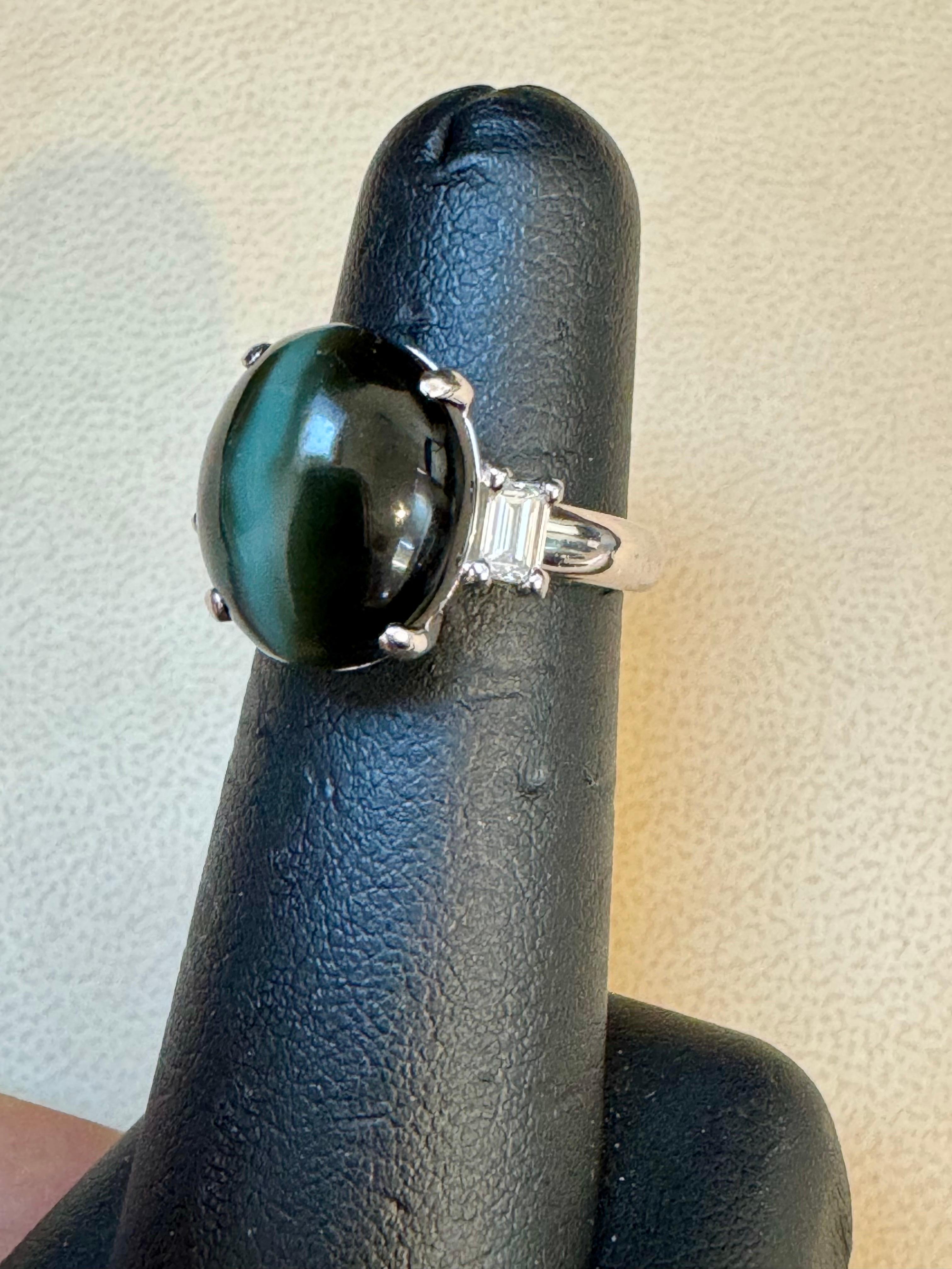 Women's 7.68 Ct Blue Green Cat's Eye Tourmaline Cocktail Ring with Diamonds in Platinum For Sale