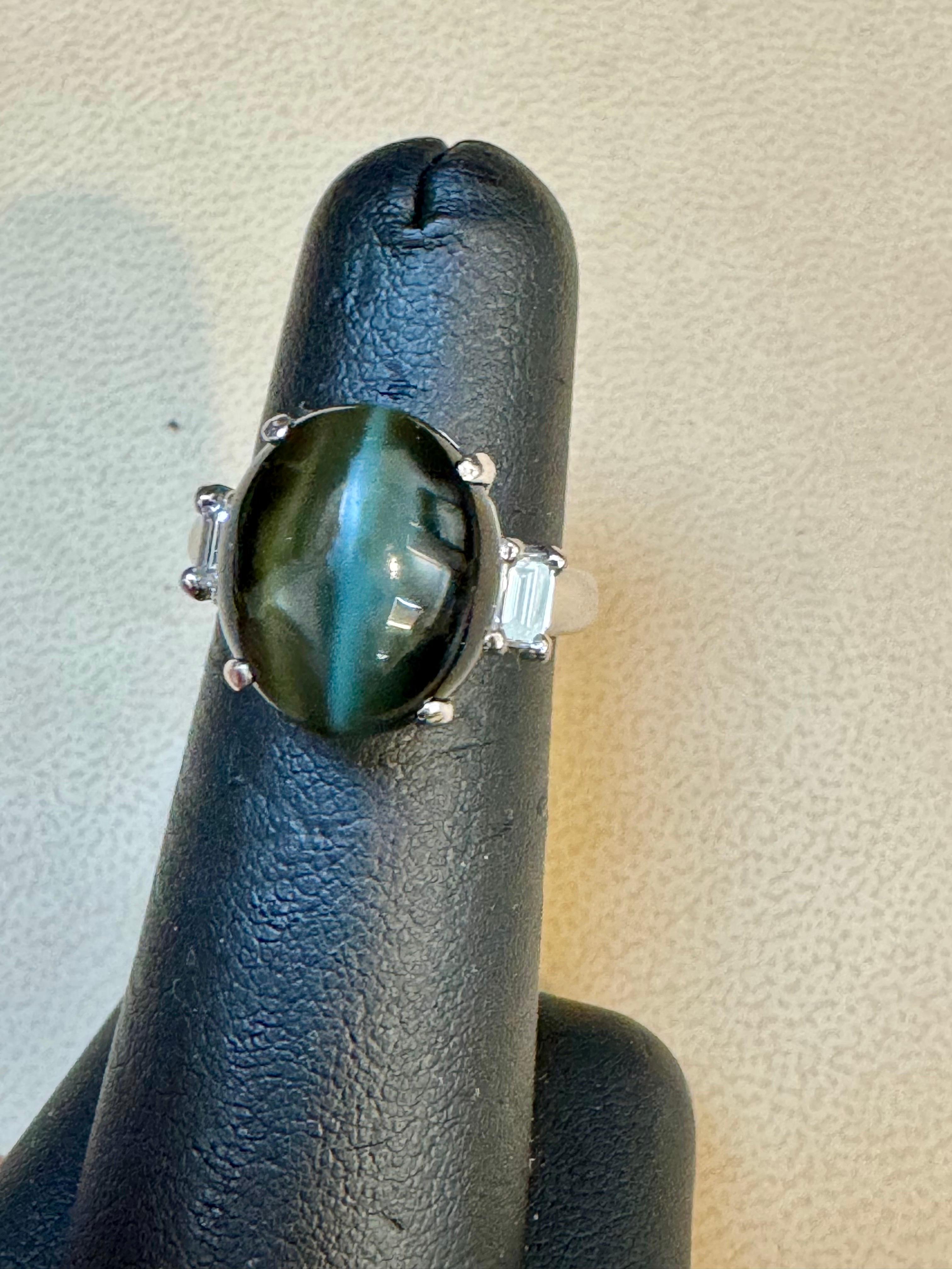 7.68 Ct Blue Green Cat's Eye Tourmaline Cocktail Ring with Diamonds in Platinum For Sale 1