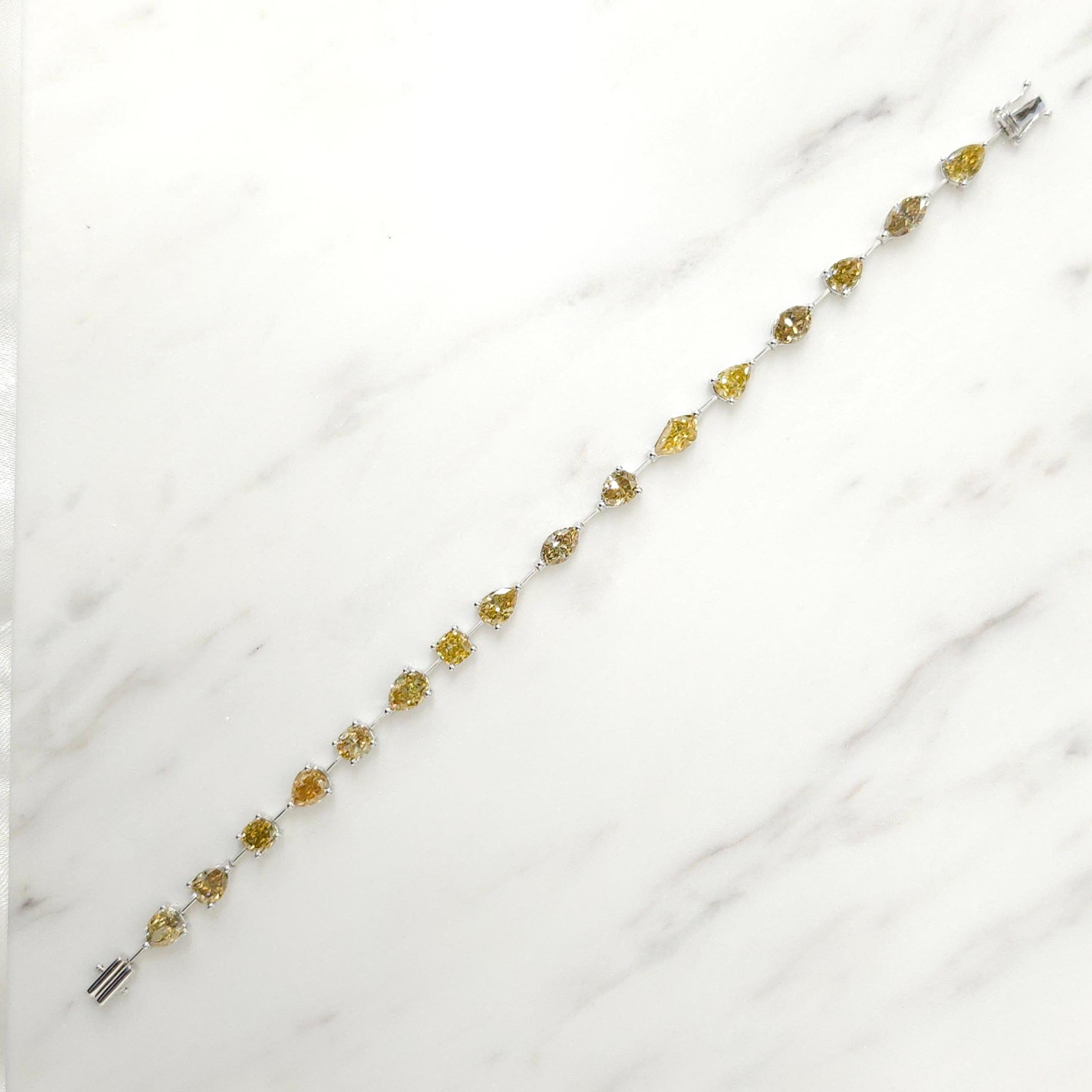 Modern 7.69 Carat Mixed Shaped Fancy Color Natural Diamond Tennis Bracelet in 18K Gold For Sale