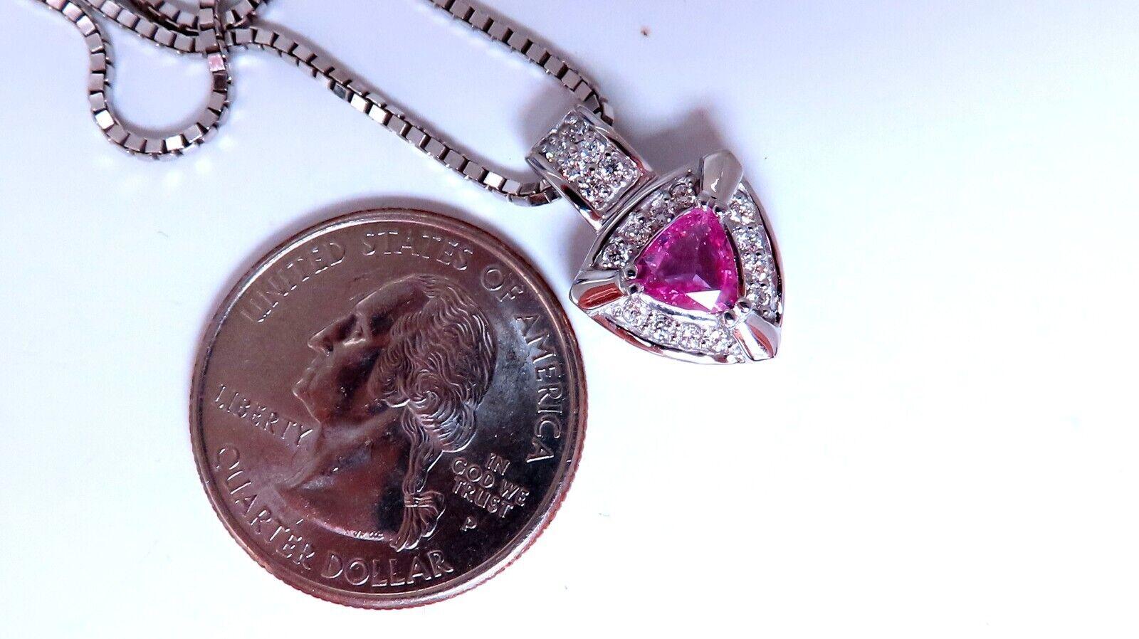.76ct saphir naturel en forme de trillion diamants pendentif 14kt Neuf - En vente à New York, NY