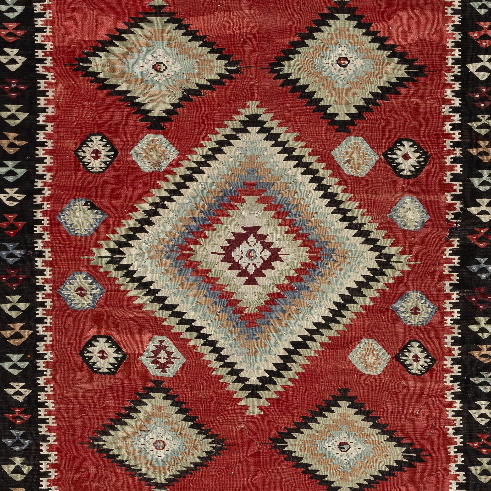 Tessuto a mano Kilim rosso vintage tessuto a mano da 7,6x10 piedi. Tappeto turco a trama piatta. 100% Lana in vendita