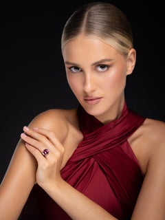 Anello di diamanti con tormalina rosa da 7,70 carati in platino, stile moderno di Sonya K.
