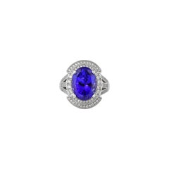 Sunita Nahata Tansanit 7.70ct. Fancy Ring aus 18 Karat Weißgold mit Diamant.