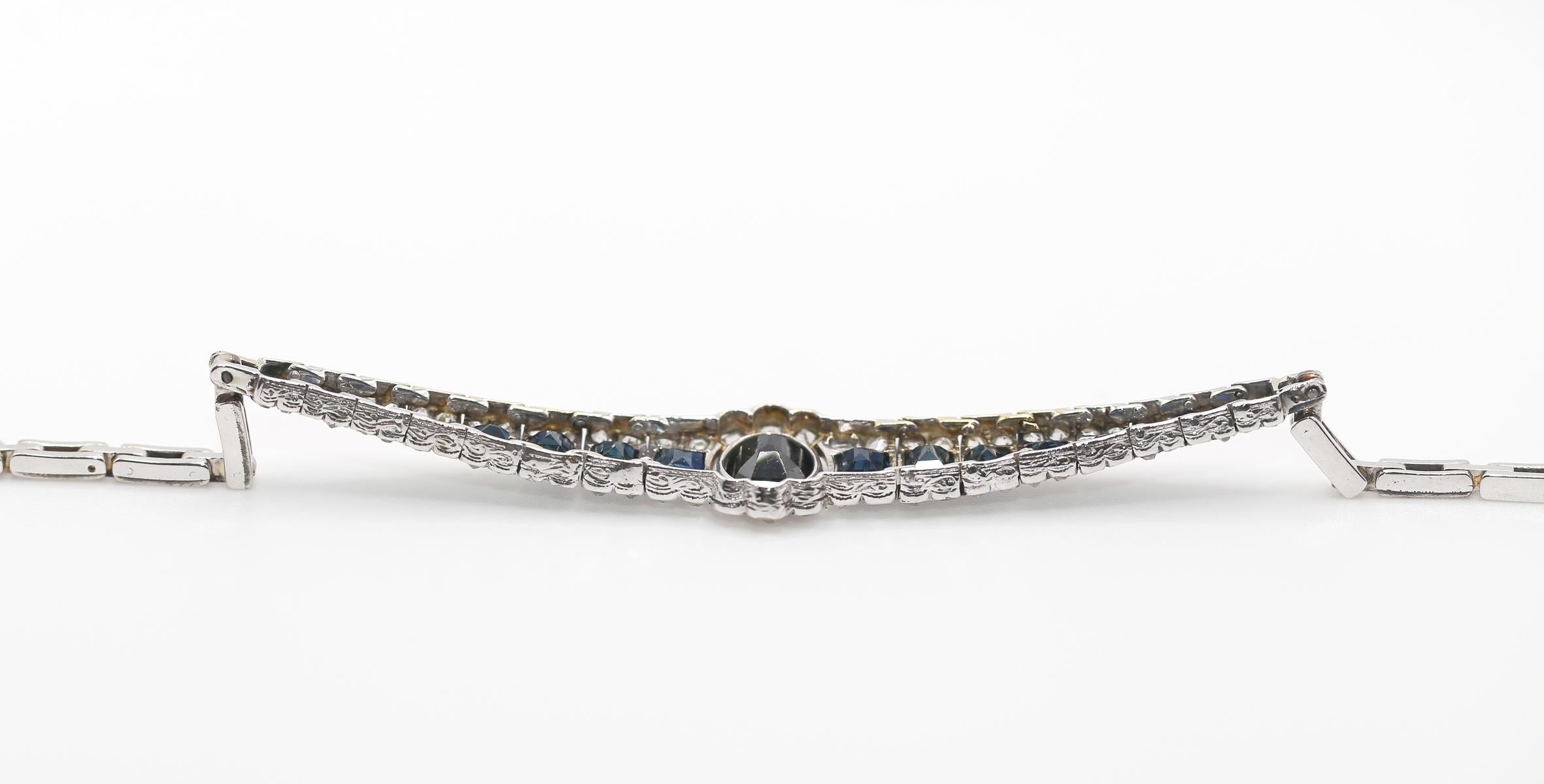 7.7 Ct Sapphires 2.7 Ct Diamonds Platinum Gold Bracelet, 1890 For Sale 4