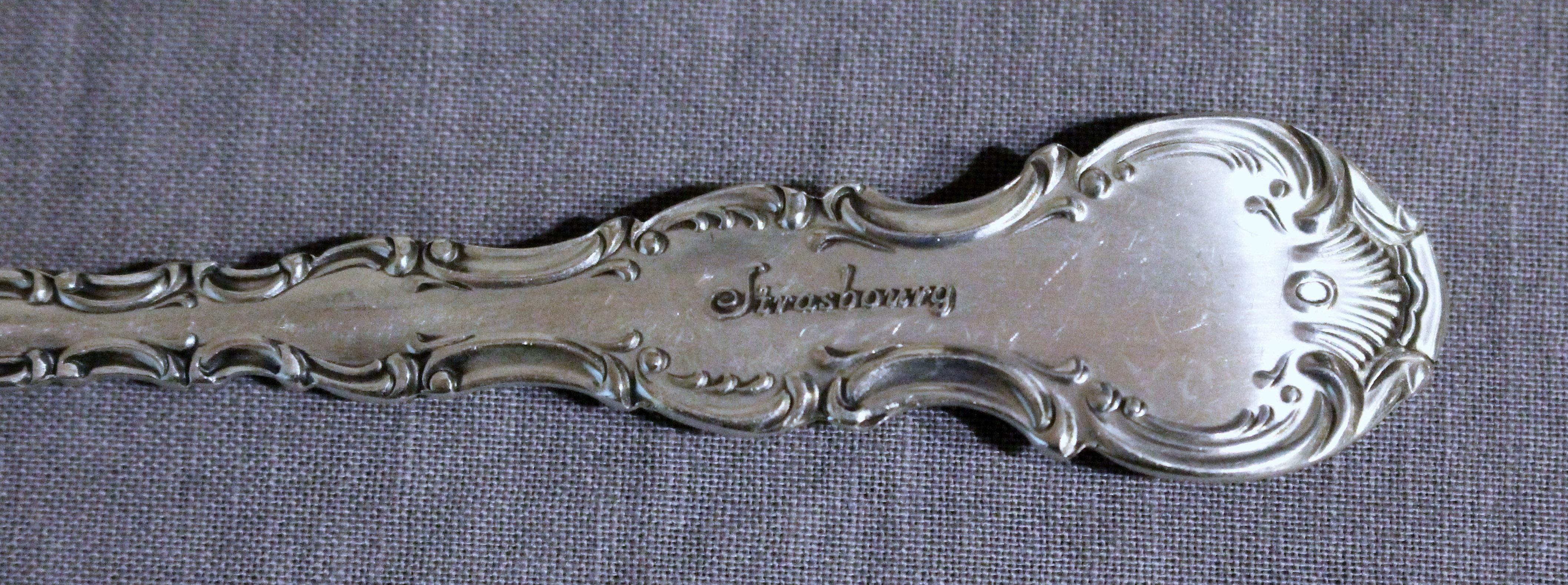 77-teiliges Besteckset aus Sterlingsilber mit Straßburg-Muster von Gorham im Angebot 5