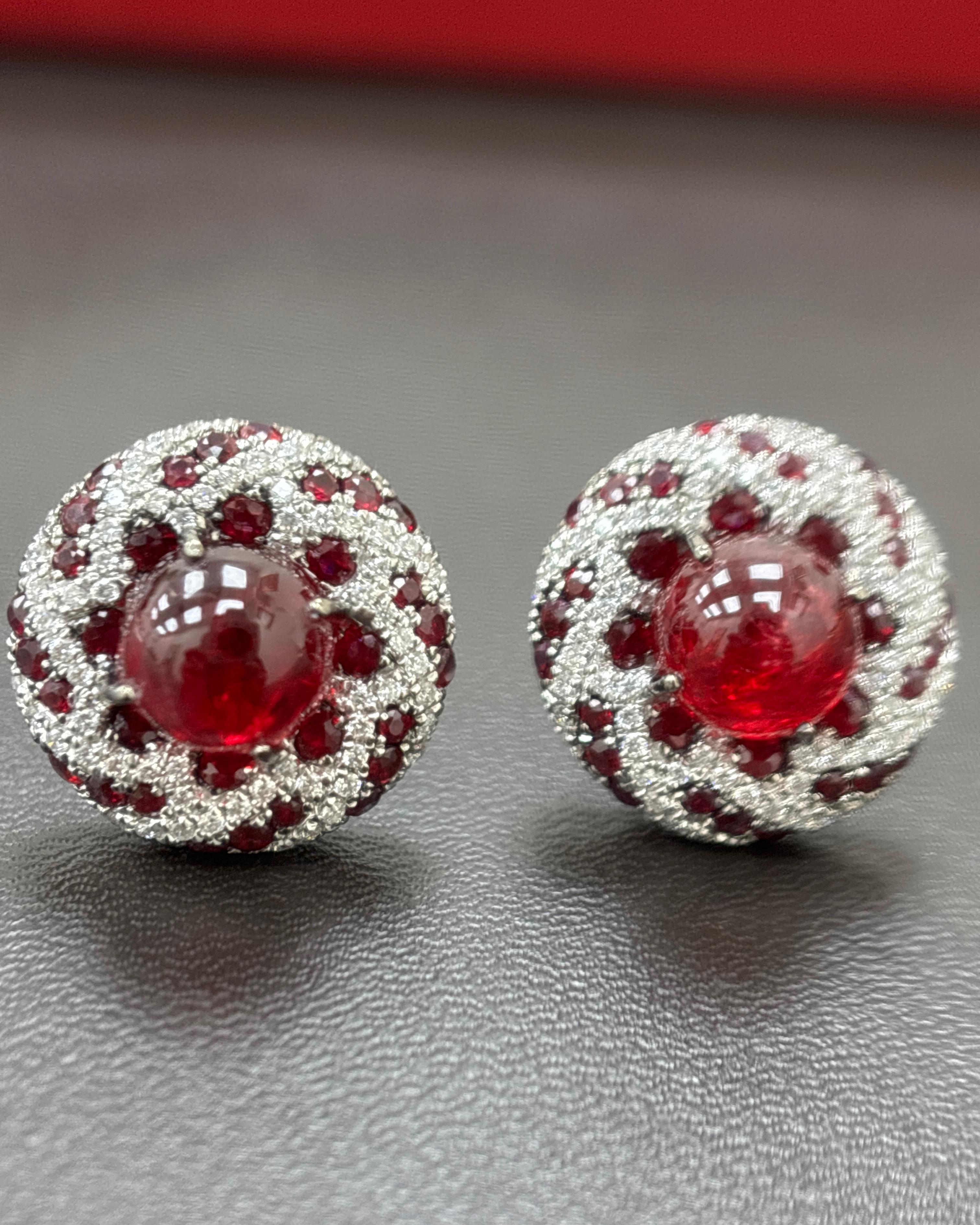 Orecchini in oro 18K con diamante bianco e rubino, 7,70 carati di Spinello di Birmania senza calore in vendita 1