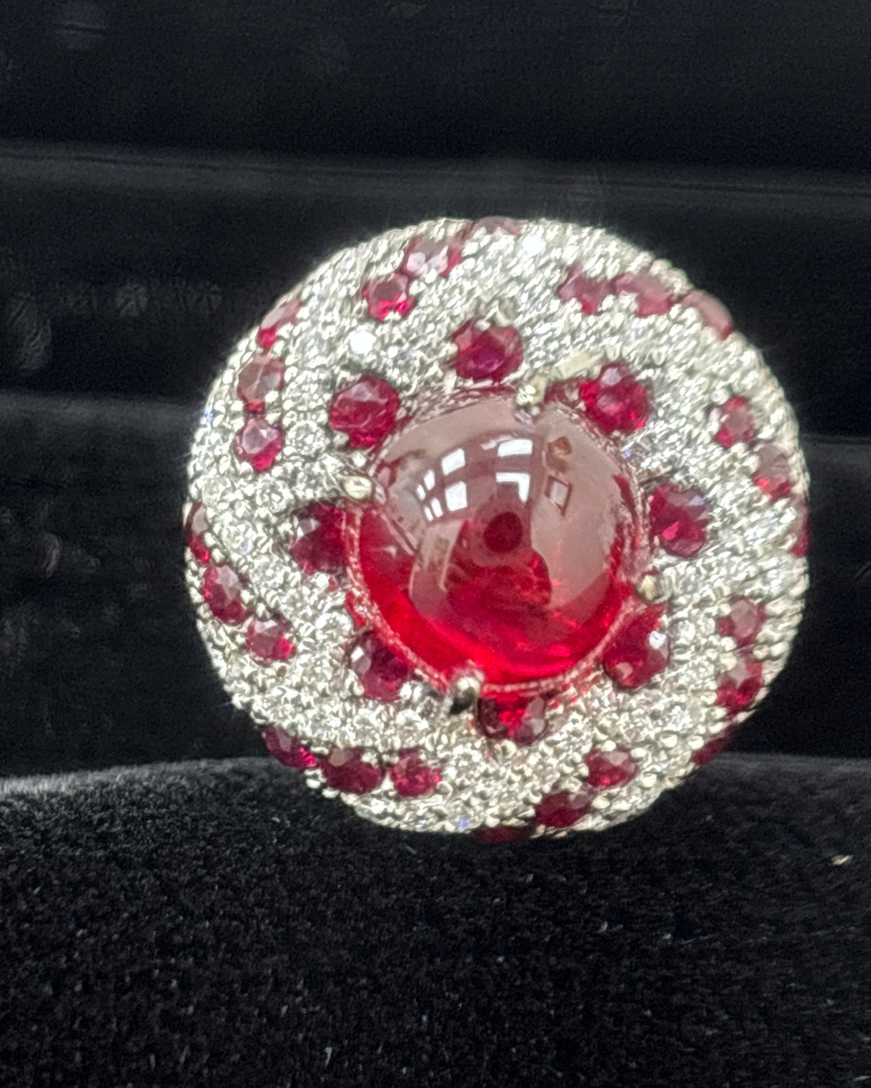 Orecchini in oro 18K con diamante bianco e rubino, 7,70 carati di Spinello di Birmania senza calore in vendita 4