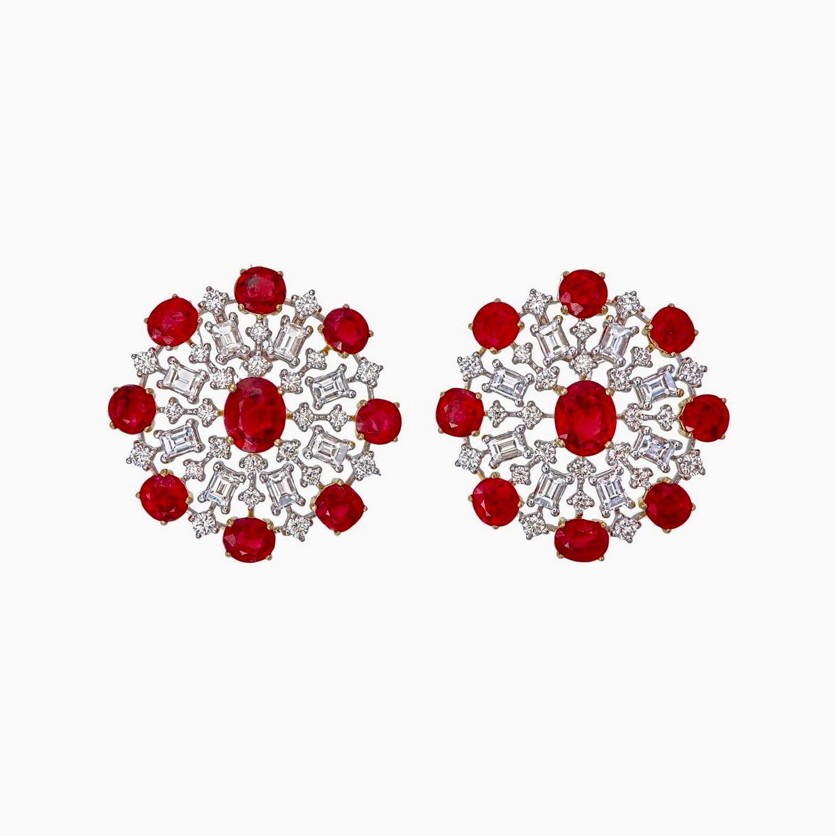 7.70 Carat Burma Ruby No Heat and Diamond Earrings in 18 Karat White Gold In New Condition For Sale In Bangkok, TH