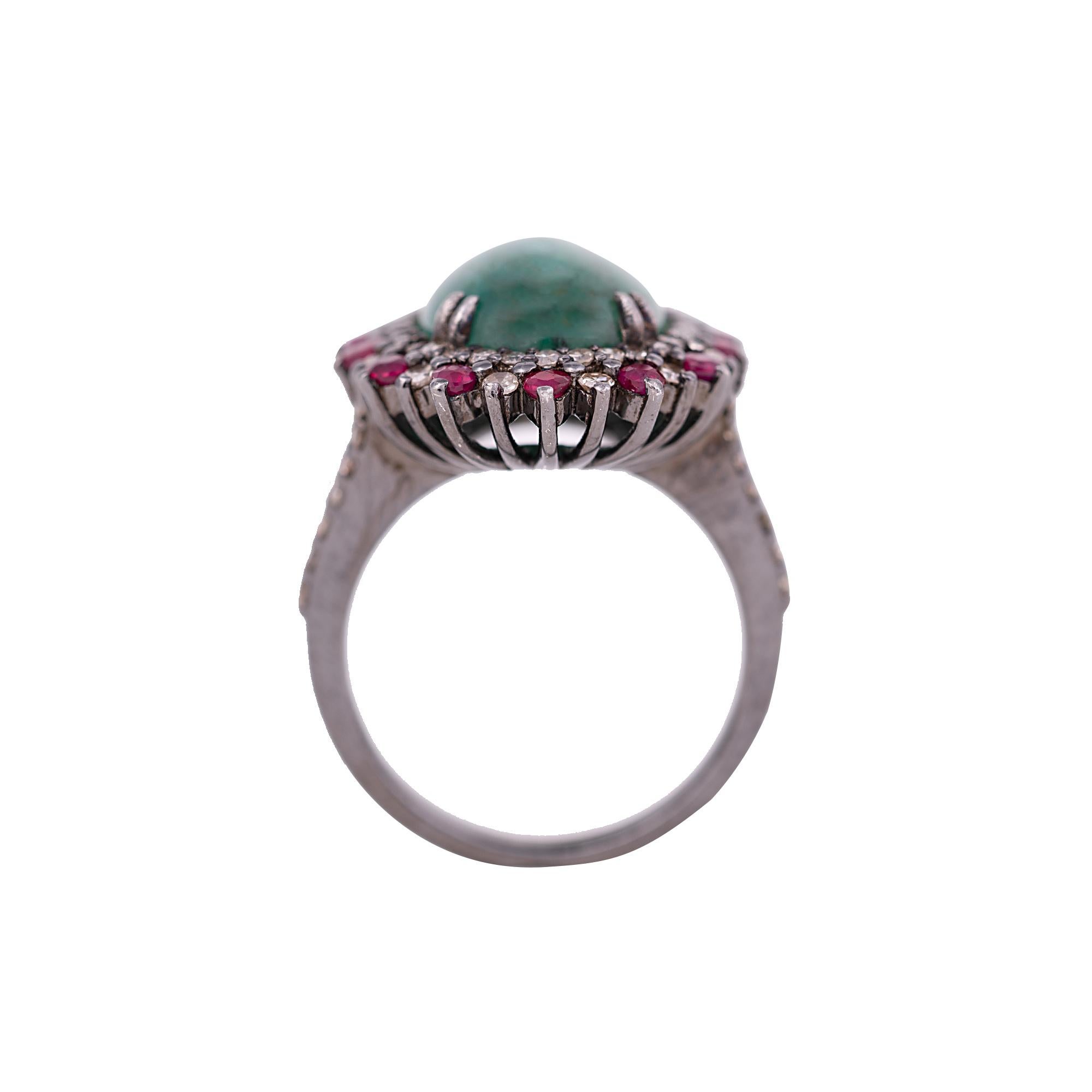 Women's 7.70 Carat Cabochon-Cut Emerald, Diamond, and Ruby Cocktail Ring in Art-Deco For Sale