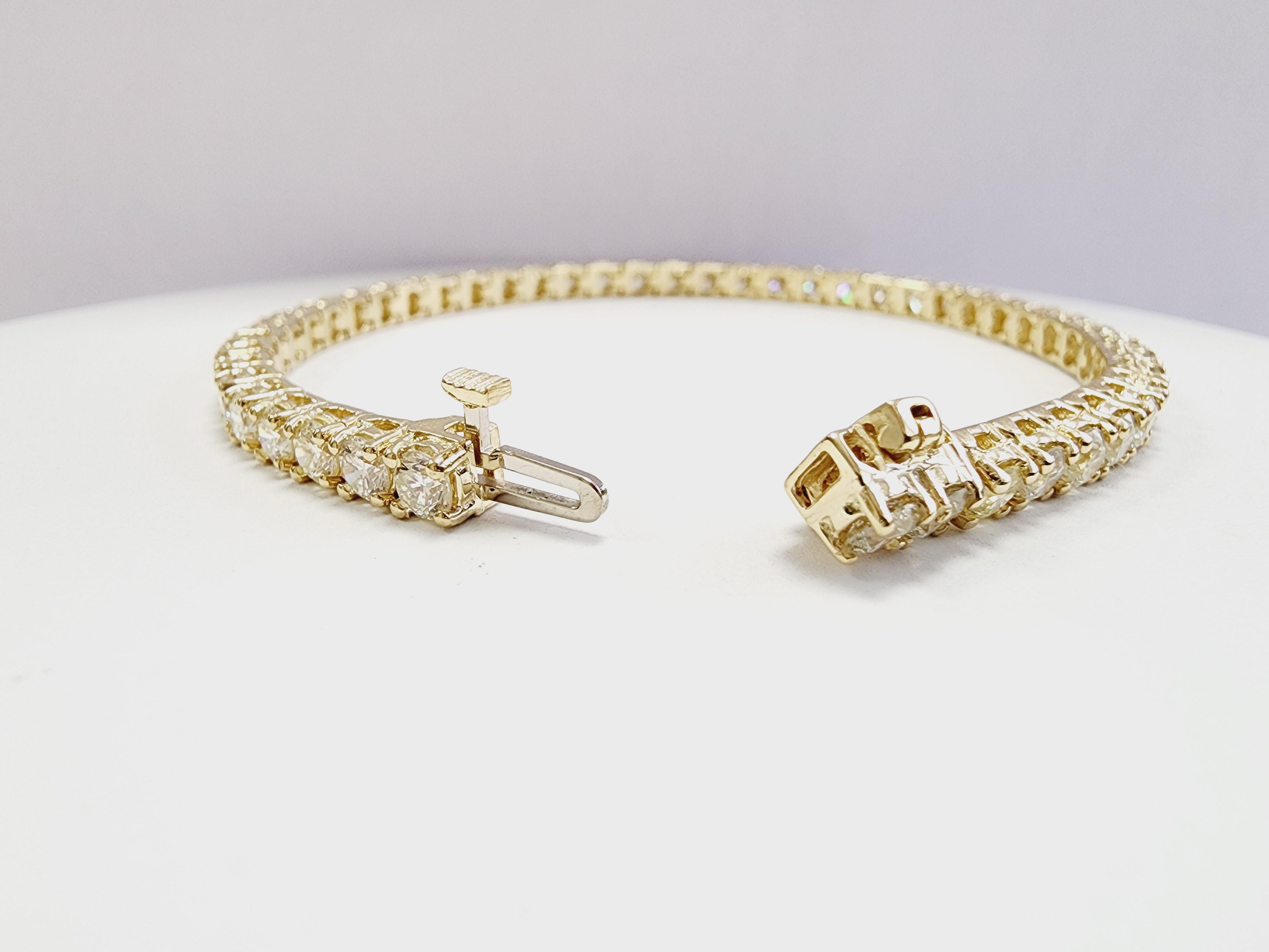 Brilliant Cut 7.70 Carat Natural Diamond Tennis Bracelet 14 Karat Yellow Gold