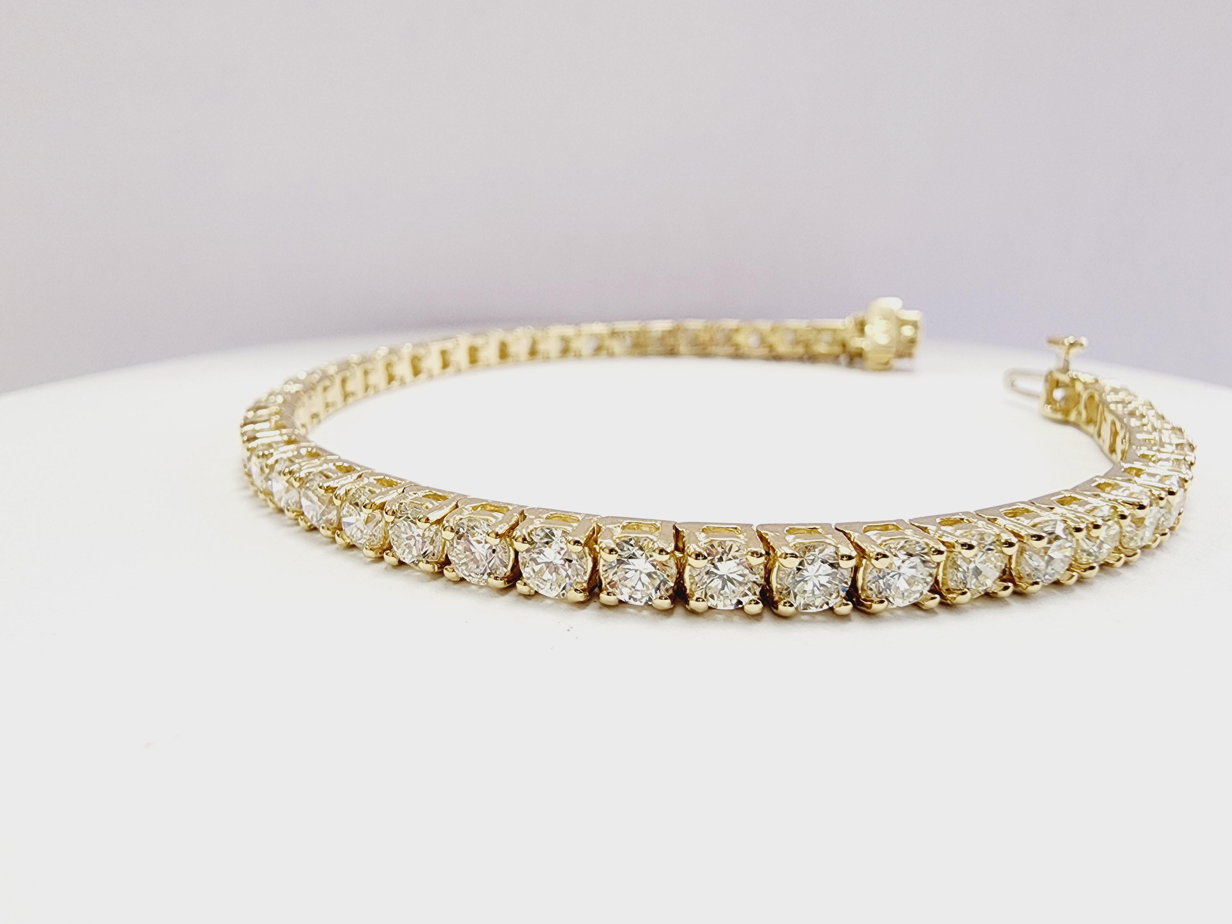 Women's or Men's 7.70 Carat Natural Diamond Tennis Bracelet 14 Karat Yellow Gold