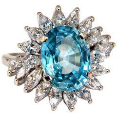 7.70 Carat Natural Indigo Blue Zircon Diamonds Ring 18 Karat*