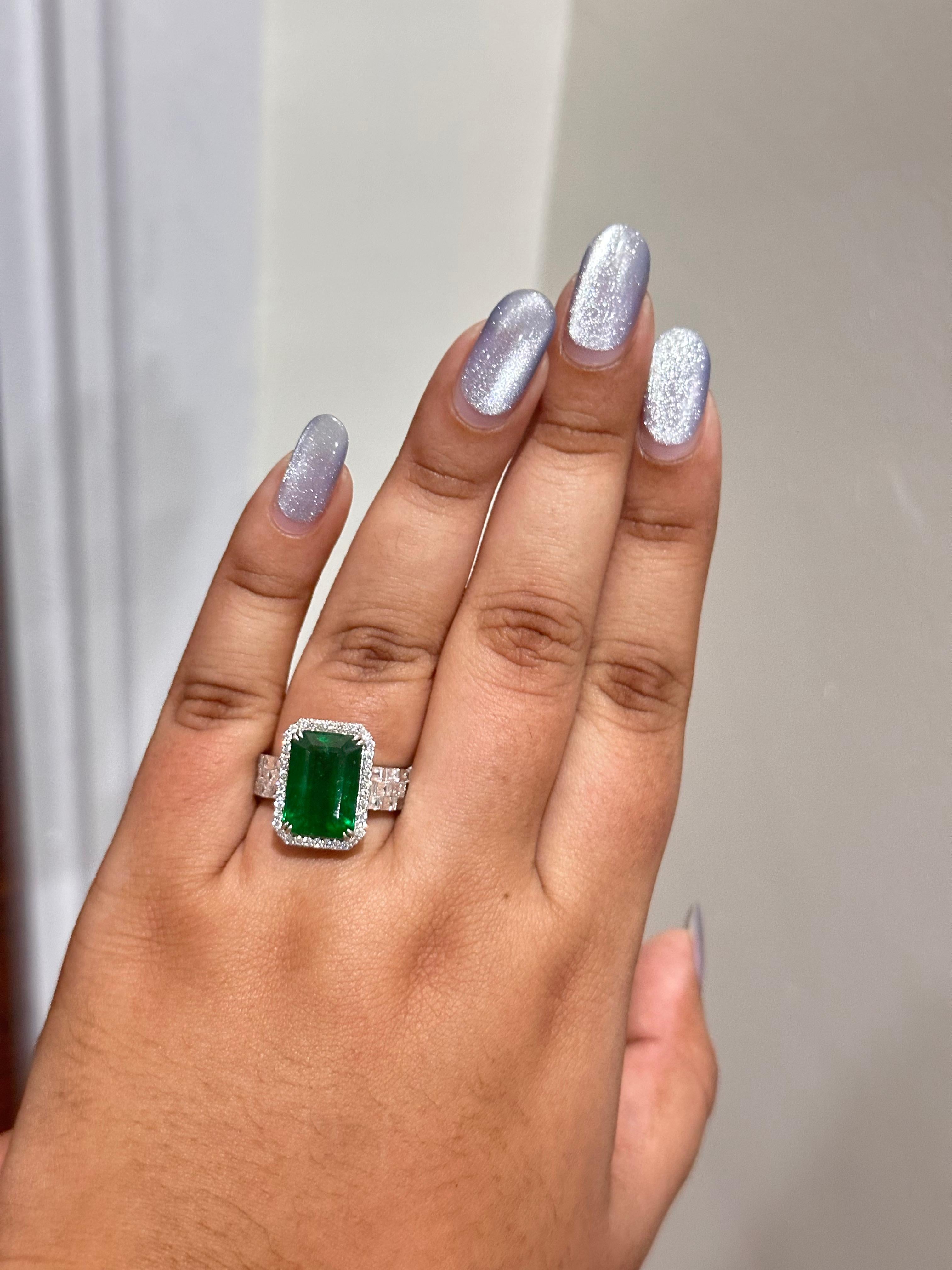 7.70 Carat Zambian Emerald Diamond Cocktail Ring For Sale 4