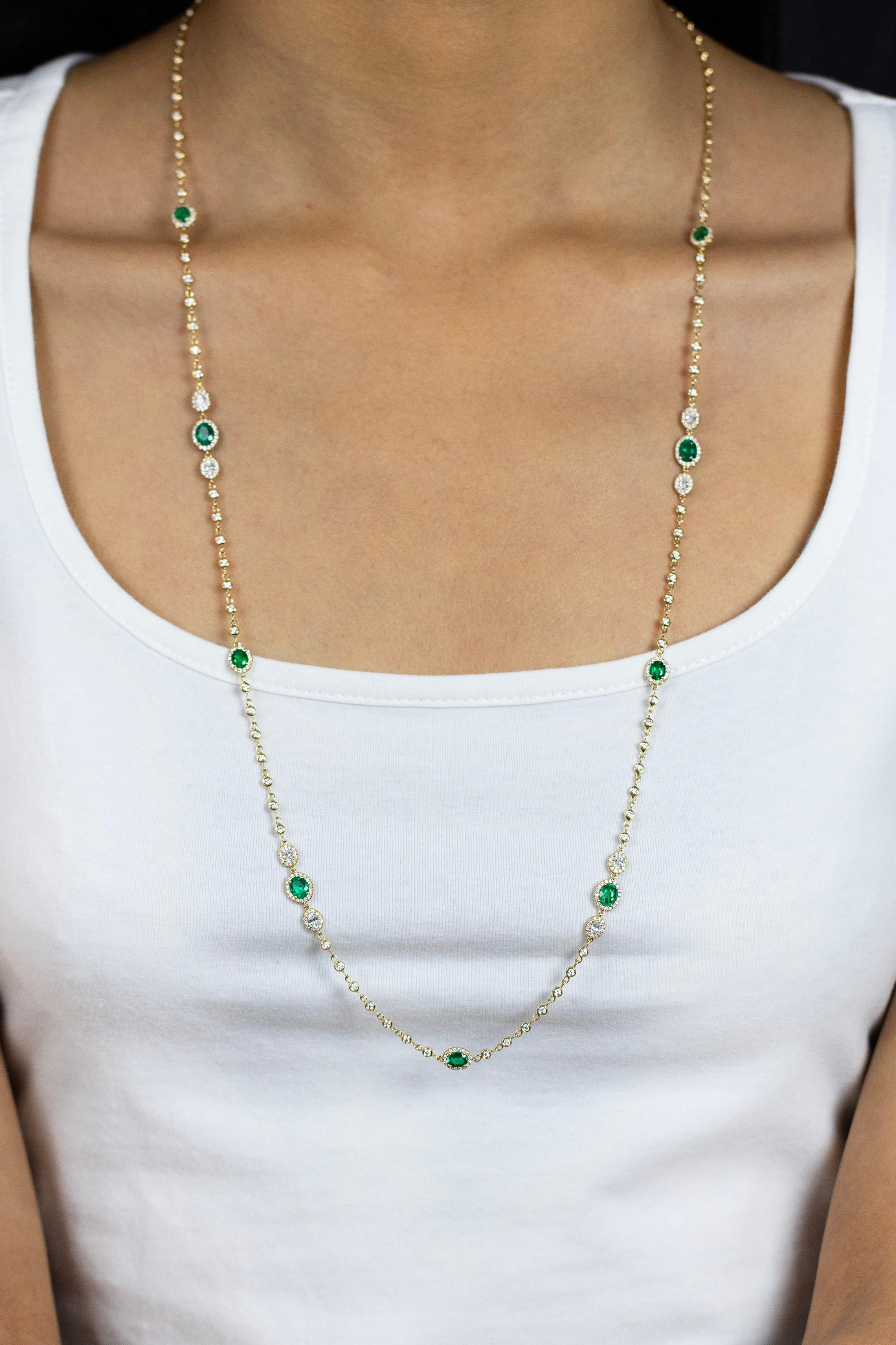 Women's 7.70 Carats Total Oval Cut Colombian Emerald & Diamond By the Yard Necklace For Sale