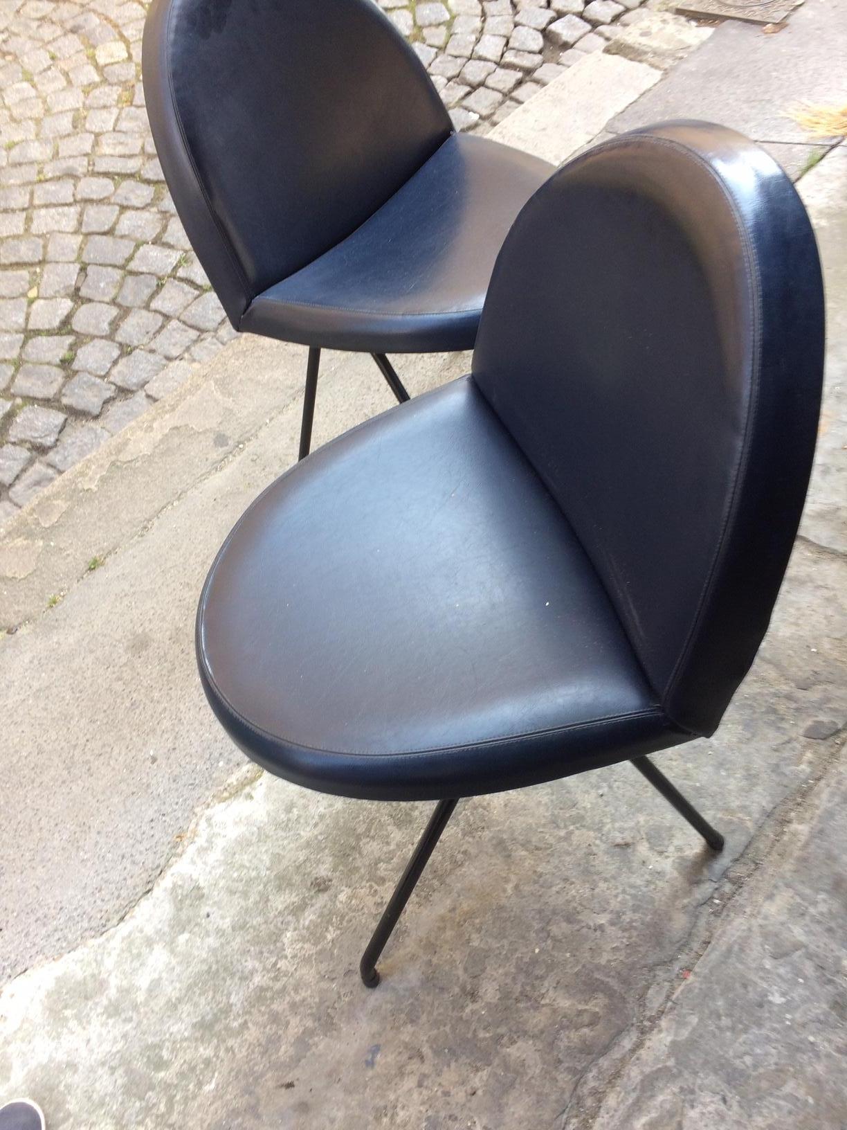 770 Chair by Joseph-André Motte for Steiner In Good Condition In Paris, FR