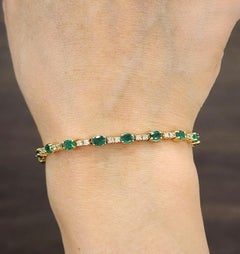 7.70 ct Natural Emerald & Diamond Tennis Bracelet