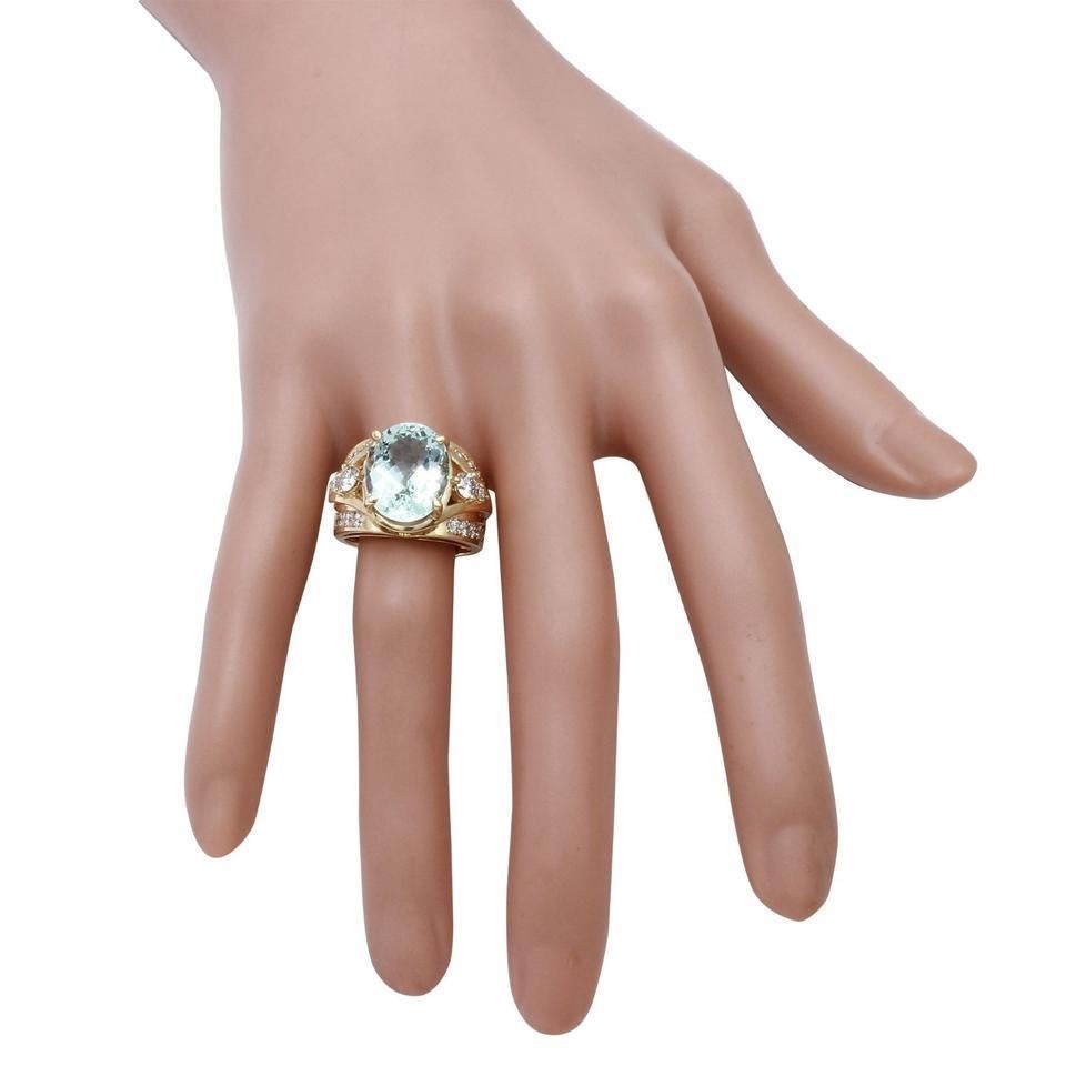 Donna Anello in oro massiccio 14 carati con acquamarina naturale e diamante da 7,71 carati in vendita