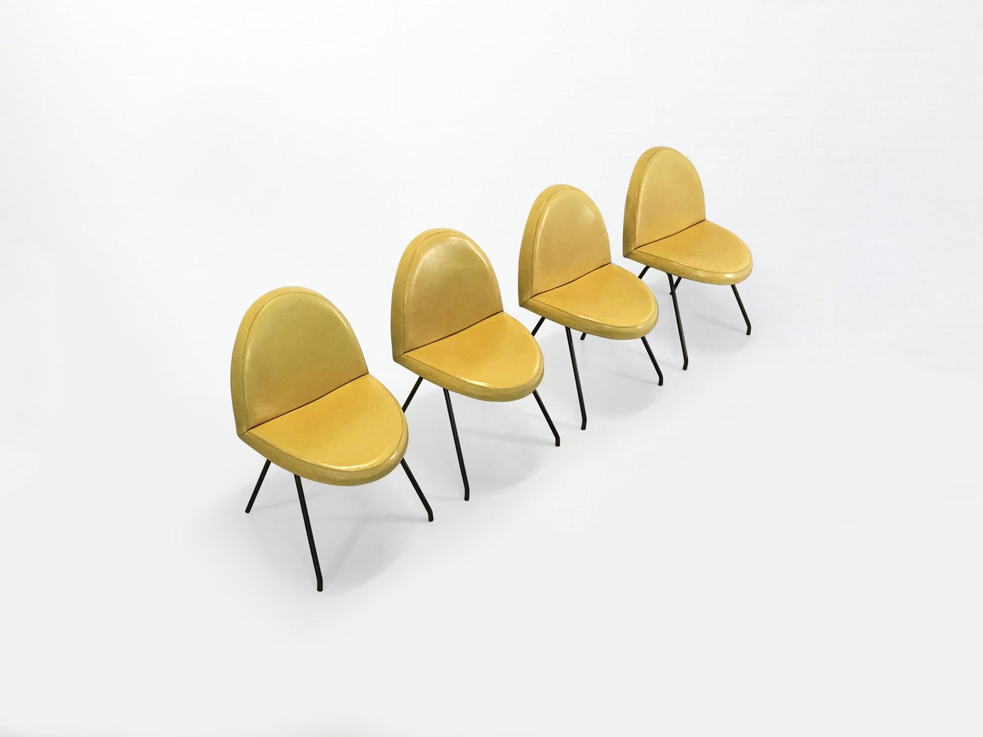 771 Language dining chairs by Joseph André Motte for Steiner France 1950s, set 4 In Fair Condition For Sale In Sas van Gent, NL