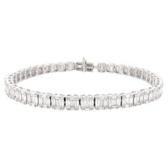 7.73 Carats Natural Diamond Cluster Engagement Bracelet in 18k White Gold