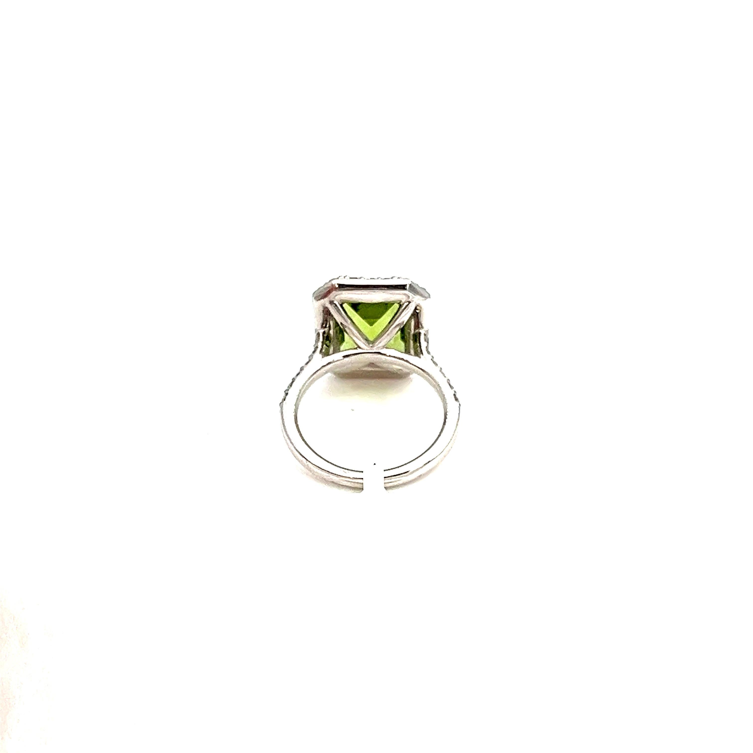 Emerald Cut 7.73 ct Natural Peridot & Diamond Ring  For Sale