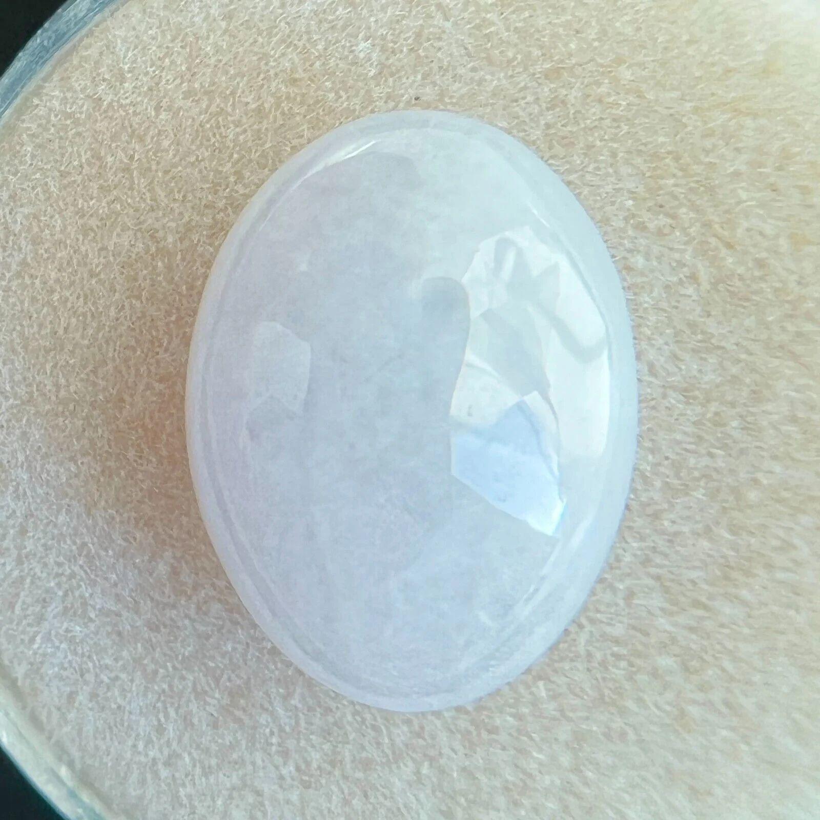 Oval Cut 7.73ct Light Violet IGI Certified Jadeite Jade ‘A’ Grade Oval Cabochon Blister For Sale