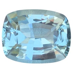 7.75 Carat Natural Loose Aquamarine Cushion Shape Gemstone From Nigeria (Aigue-marine libre en forme de coussin du Nigeria)