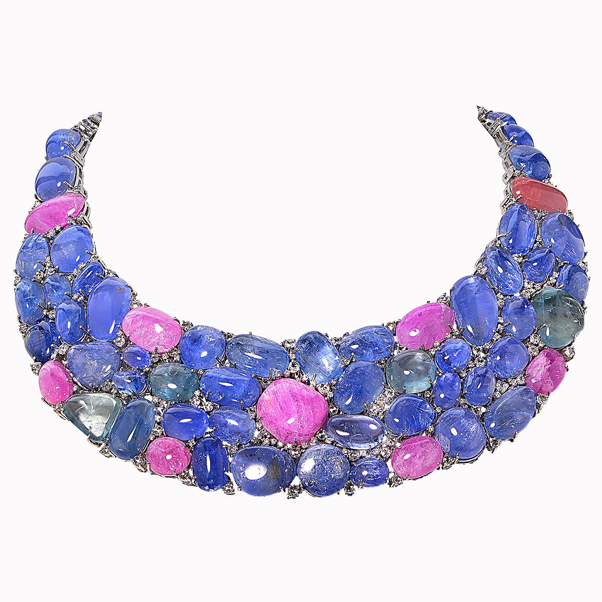 775 Karat Saphir- und Diamant-Halskette im Zustand „Hervorragend“ im Angebot in Miami, FL
