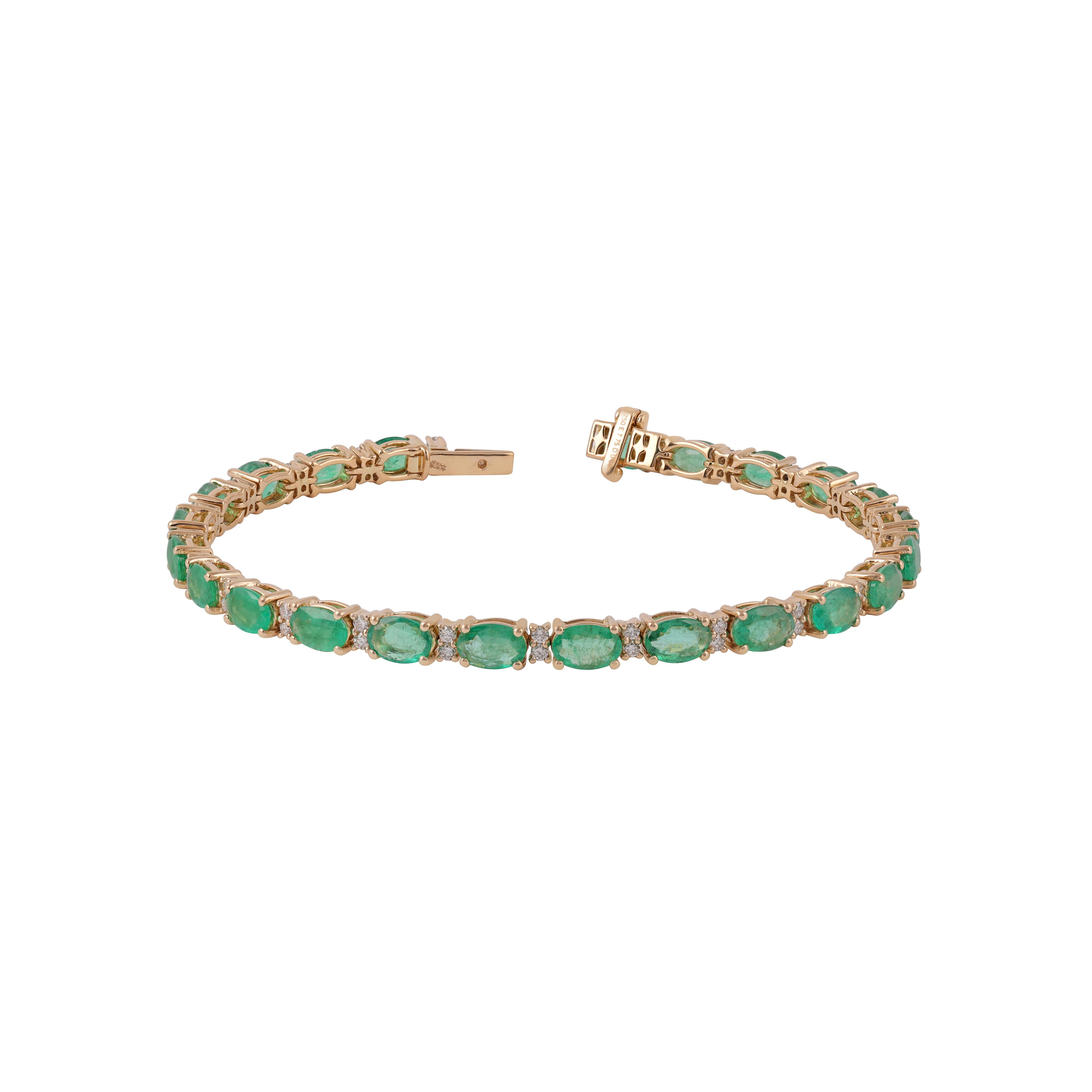 7.75 Carat Zambian Emerald Oval Cuts & Diamonds Bracelet 18k Yellow Gold In New Condition For Sale In Jaipur, Rajasthan