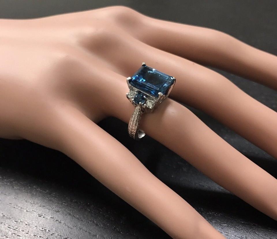 Mixed Cut 7.75 Carat Natural London Blue Topaz and Diamond 14 Karat Solid White Gold Ring For Sale
