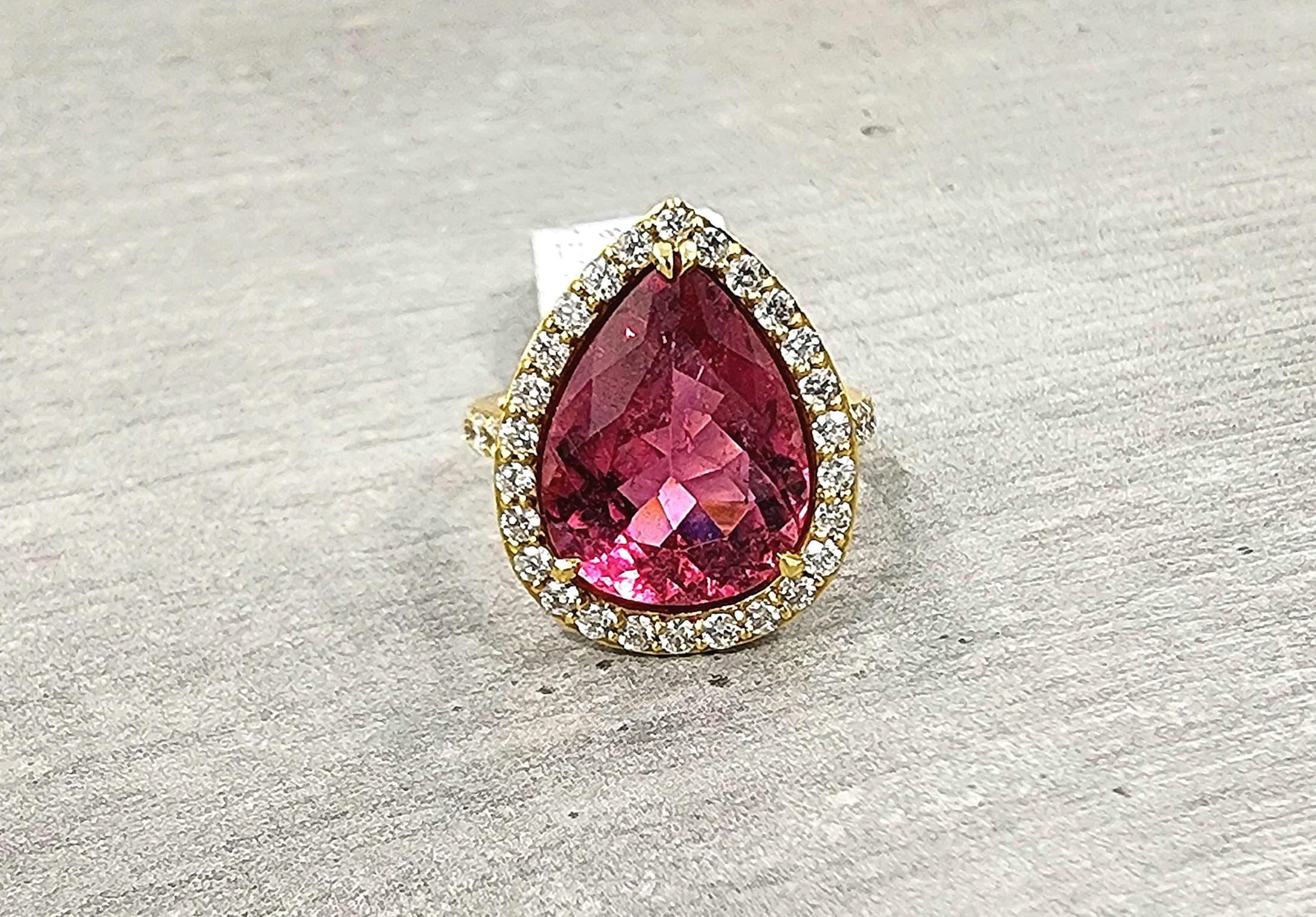 7.75 ct Natural Rubellite & Diamond Ring For Sale 2