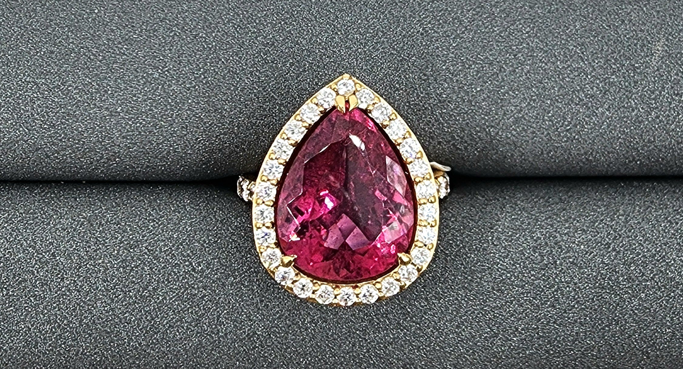 7.75 ct Natural Rubellite & Diamond Ring For Sale