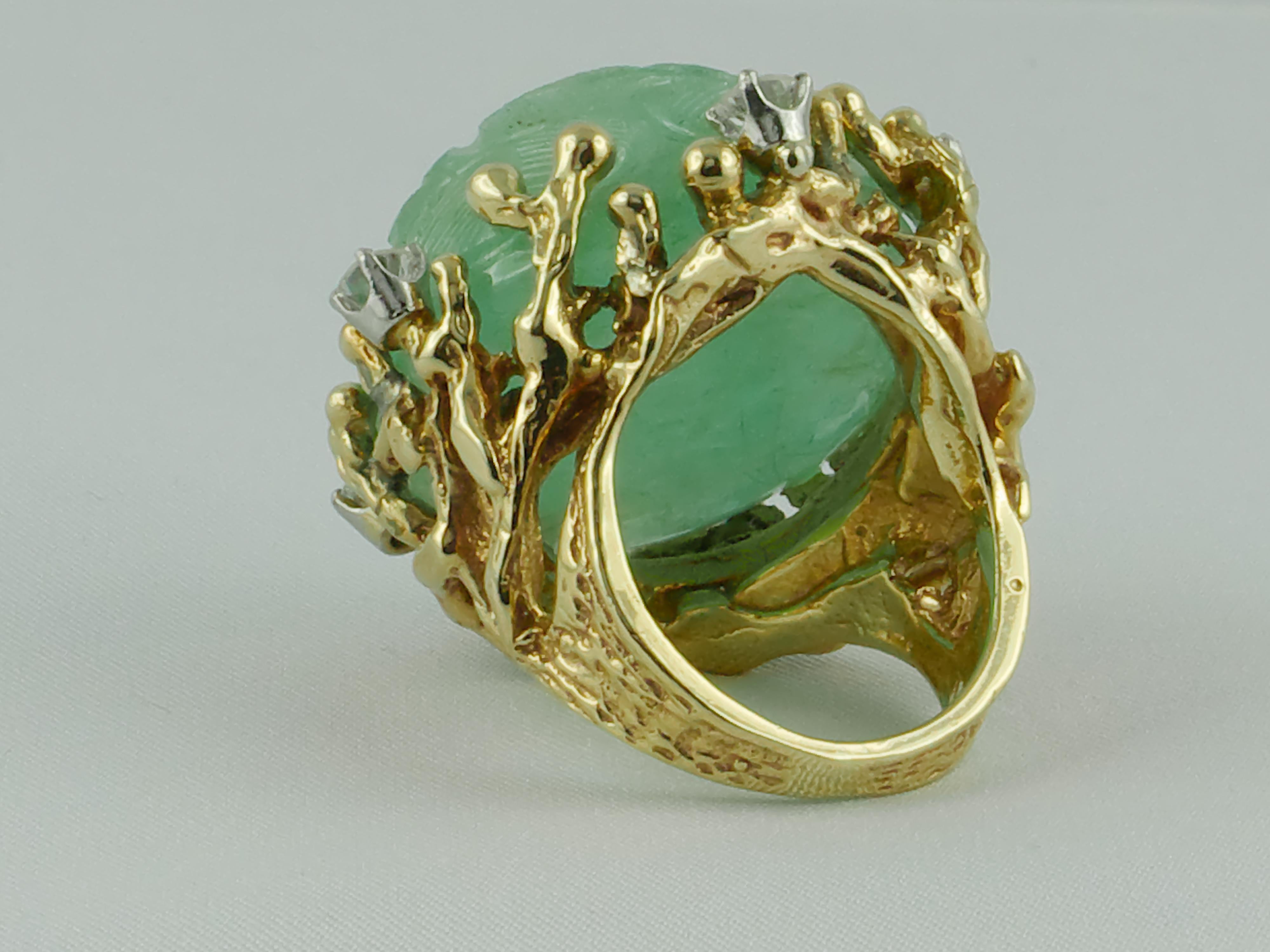 Round Cut 77.54 Carat Carved Emerald and Diamond 18 Karat Yellow Gold 1960s Ring