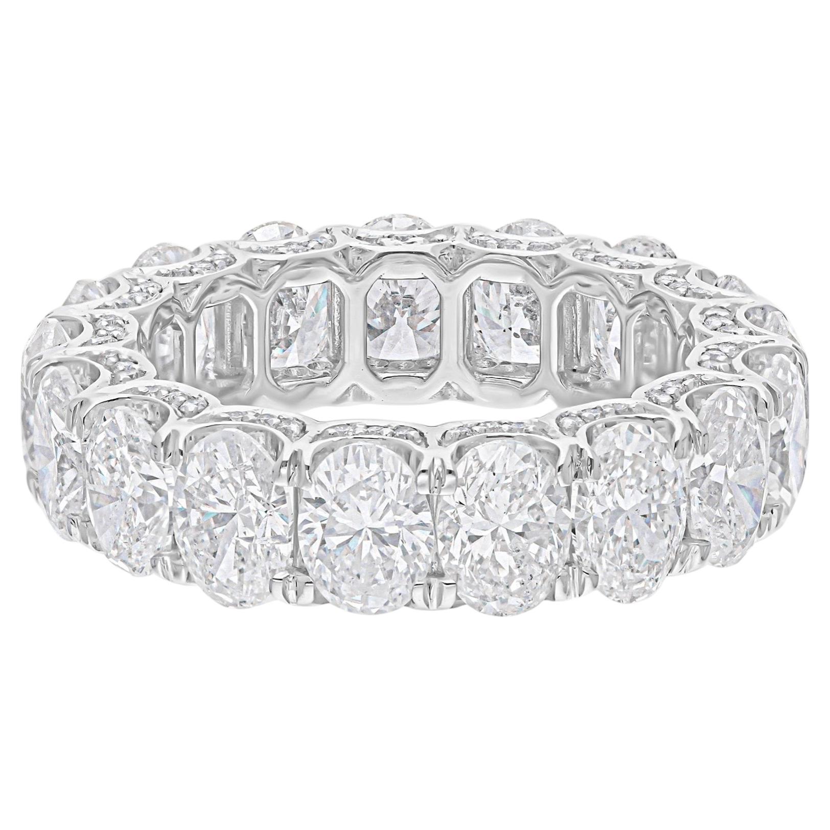 En vente :  7.76 Carat SI/H Oval Diamond Eternity Engagement Band Ring 18K White Gold
