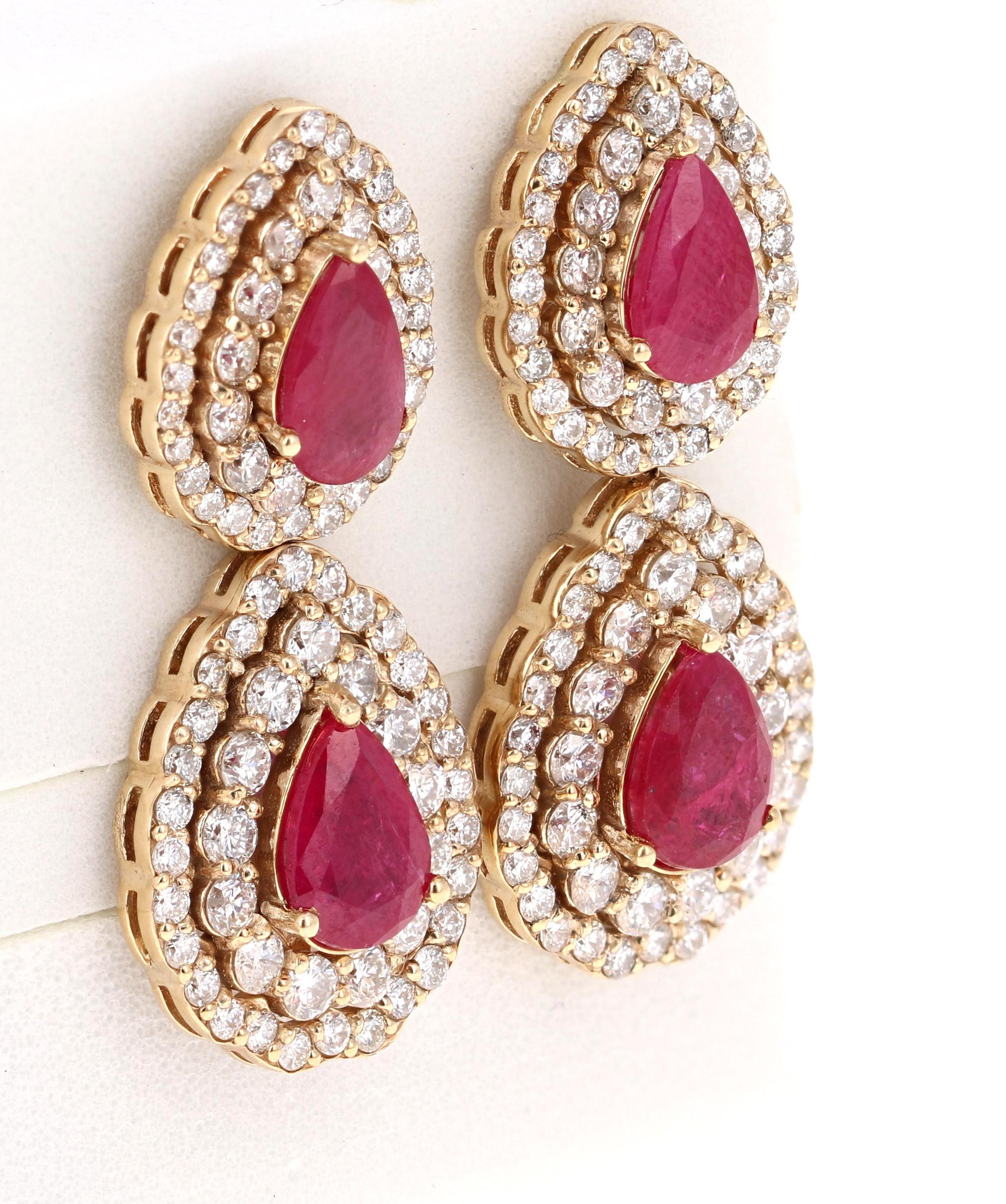 Pear Cut 7.77 Carat Natural Ruby Diamond Yellow Gold Drop Earrings For Sale