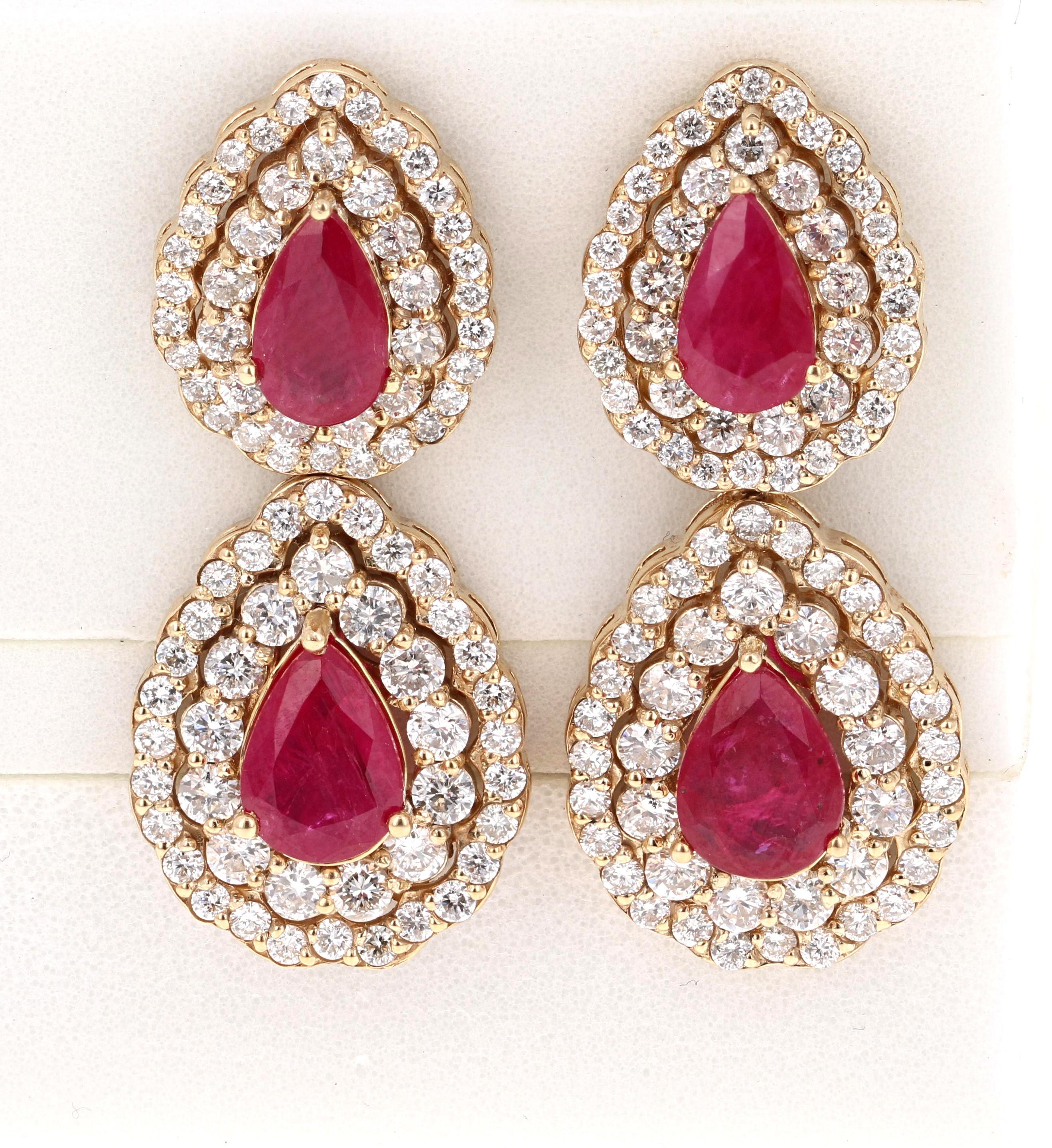 7.77 Carat Natural Ruby Diamond Yellow Gold Drop Earrings In New Condition For Sale In Los Angeles, CA