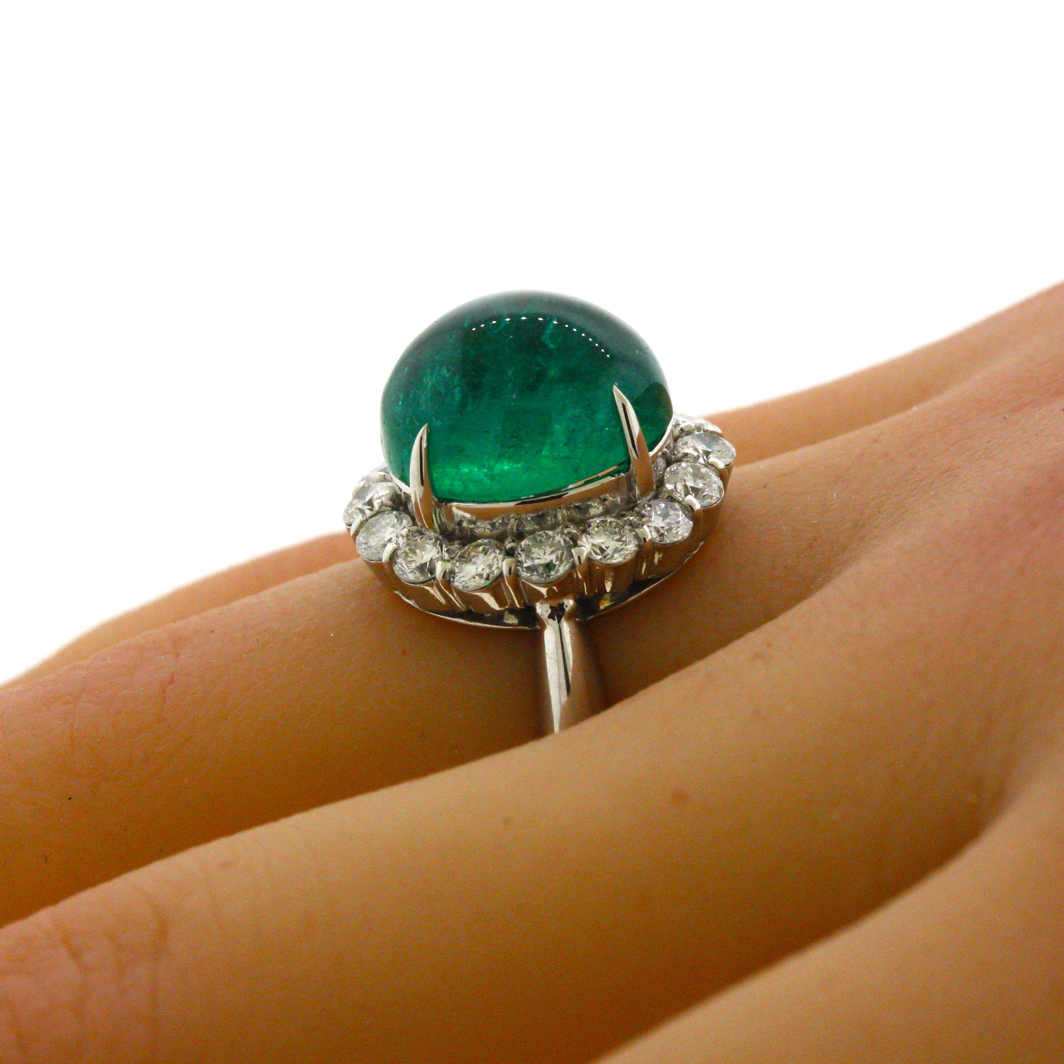 7.78 Carat Gem Cabochon Emerald Diamond Platinum Ring For Sale 4