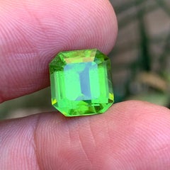 Peridoto natural verde vivo de 7,78 quilates, gema suelta talla esmeralda para joyería