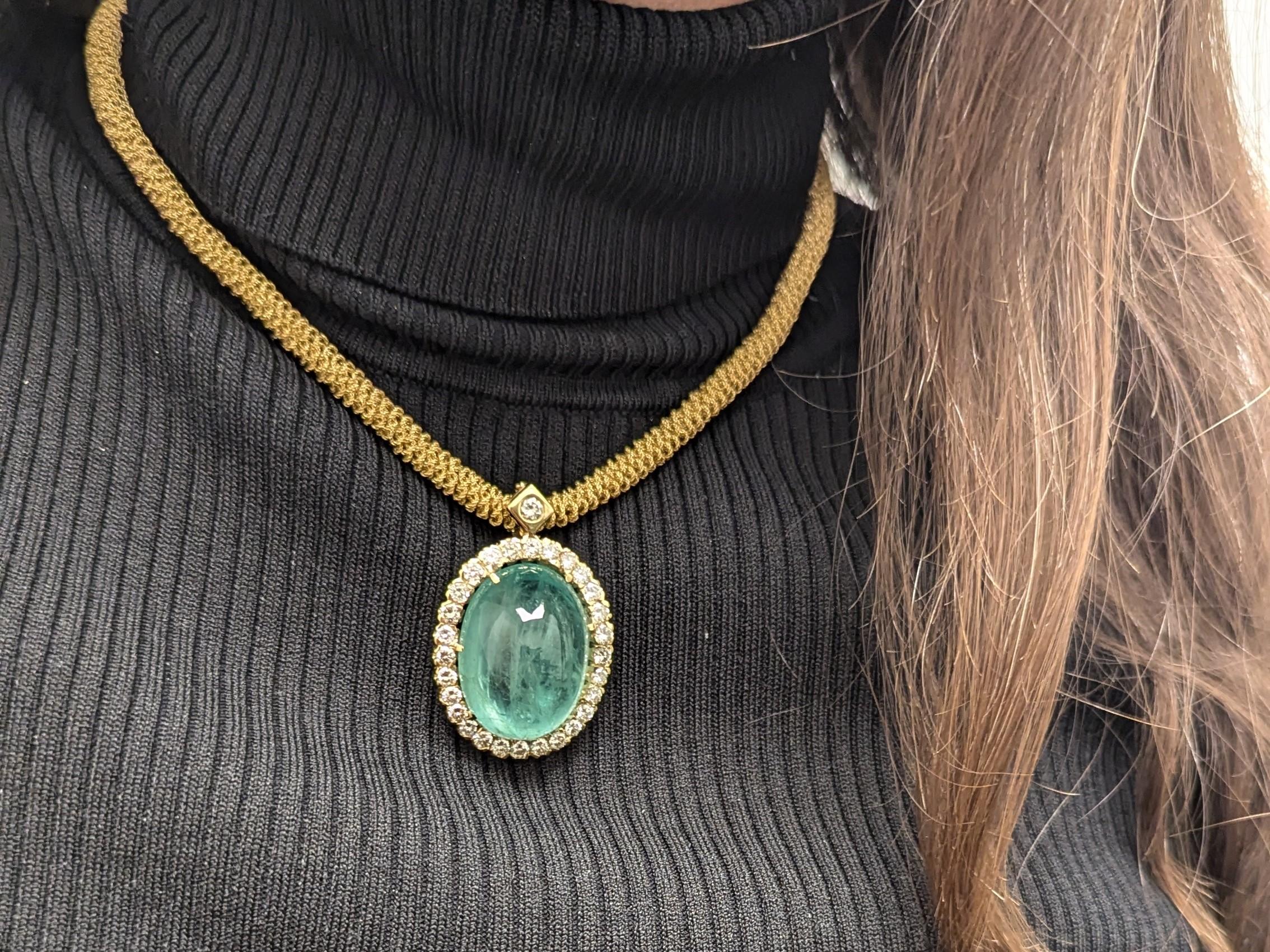 77.95 Carat Cabochon Green Beryl and Diamond 18K Gold Italian Pendant Necklace For Sale 1