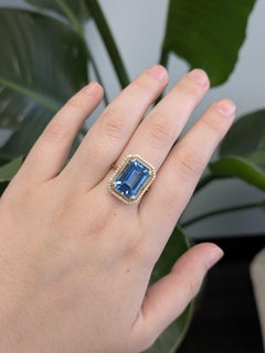 7.7cts Swiss Topaz Statement Ring with Natural Diamonds: 14k Solid Gold, 14x10mm