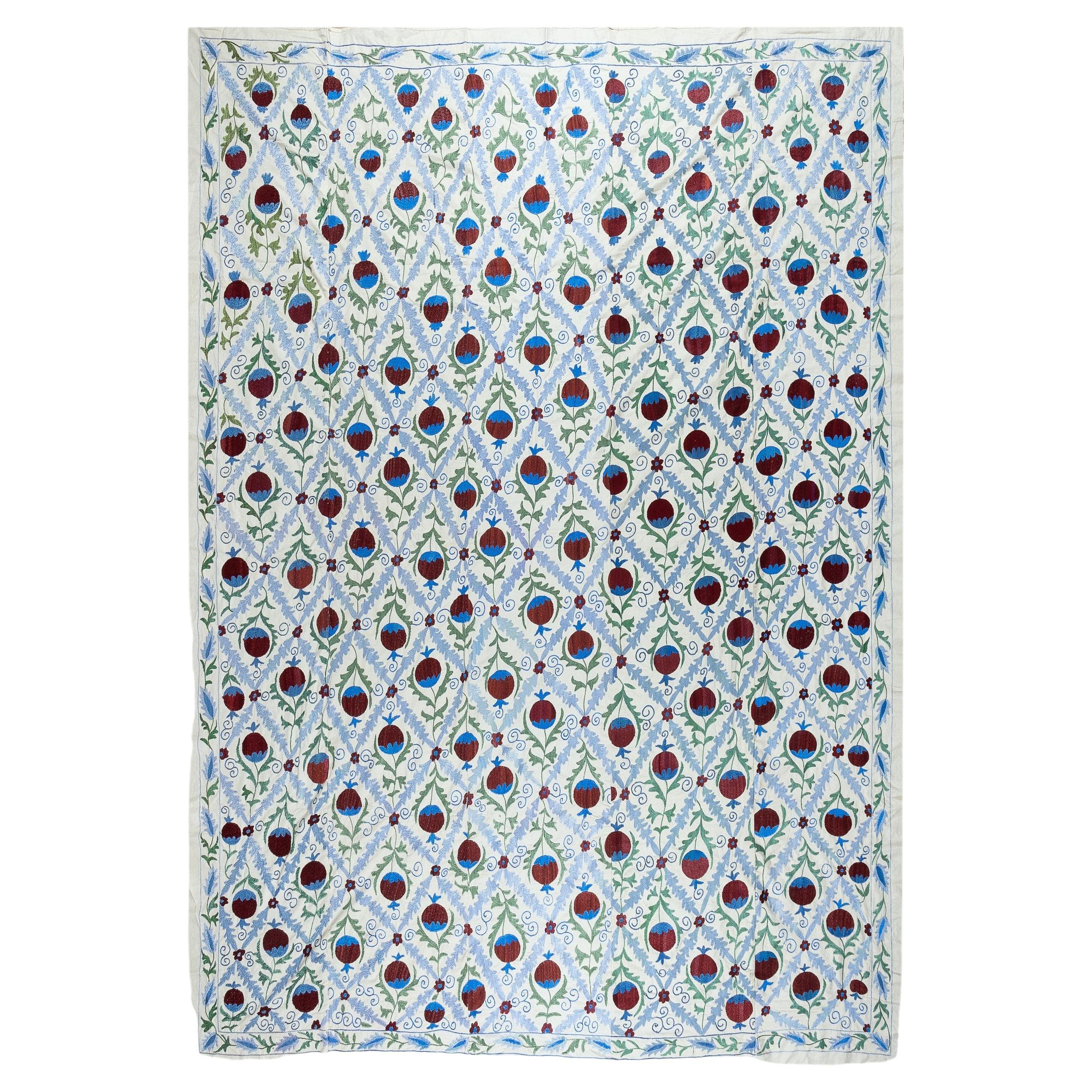 5.5x7.6 Ft Uzbek Suzani Textile Bedspread, Silk Hand Embroidery Wall