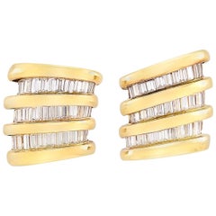 78 Boucles d'oreilles à clip et diamant baguette