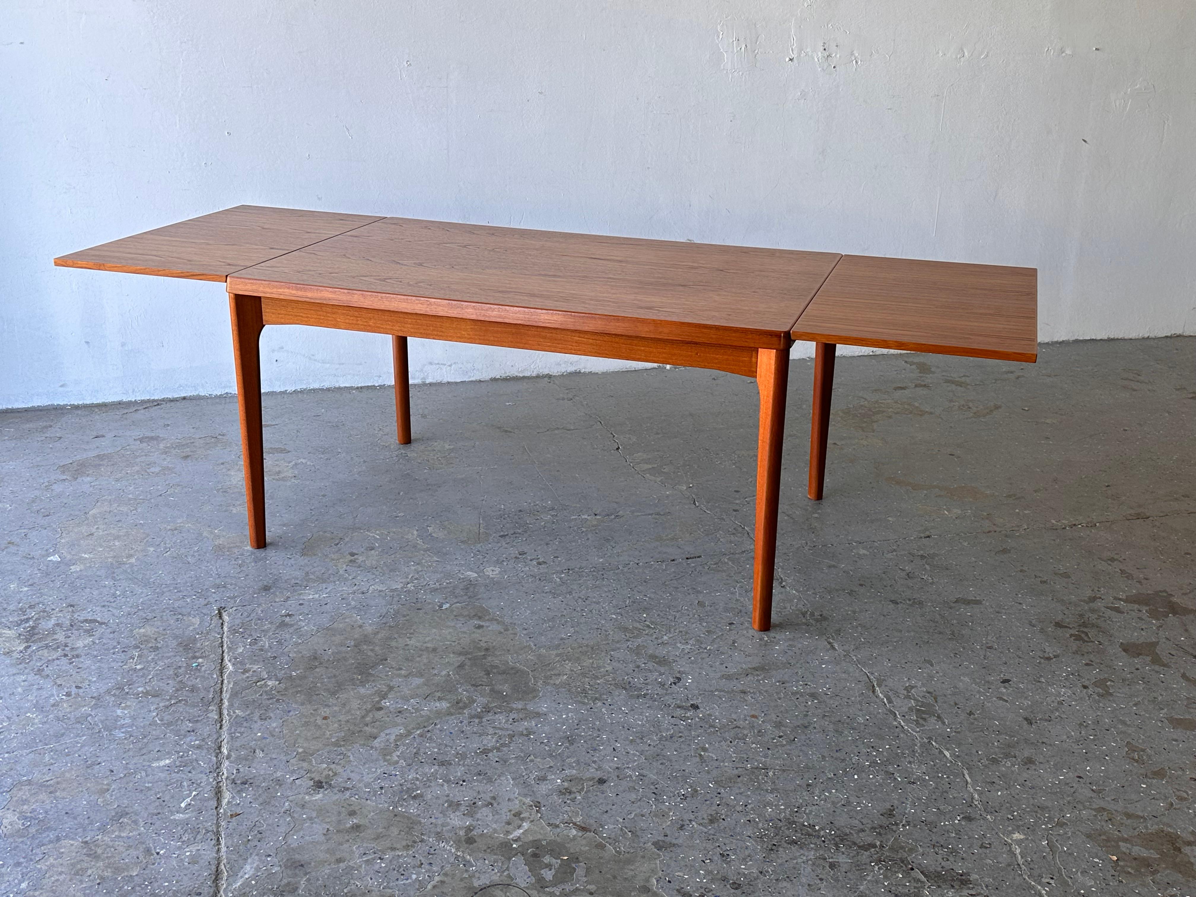 7.8 ft Henning Kjaernulf for Vejle Stole Danish Modern Teak Dining Table leafs For Sale 8